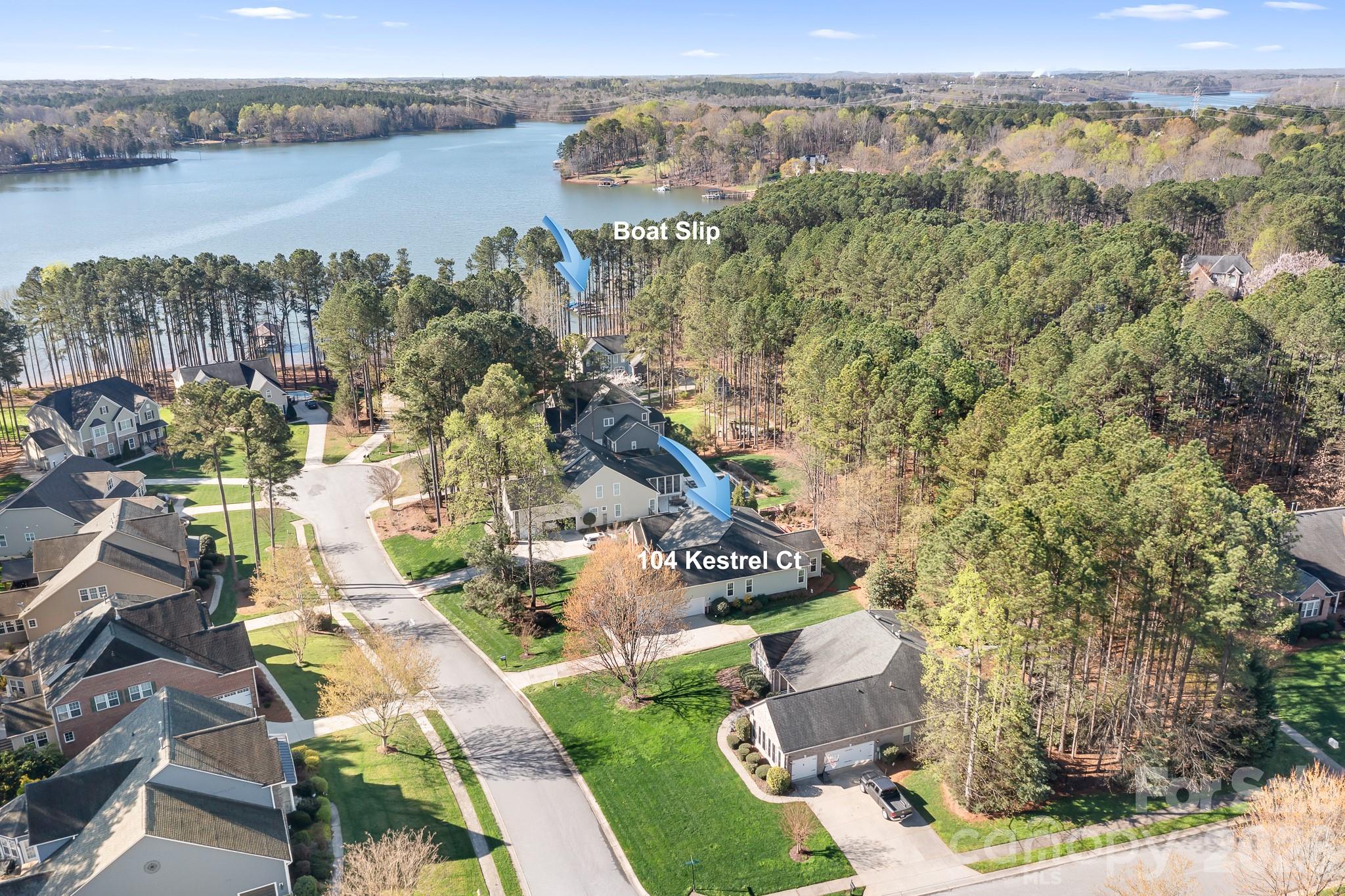 104 Kestrel Court — Mount Holly