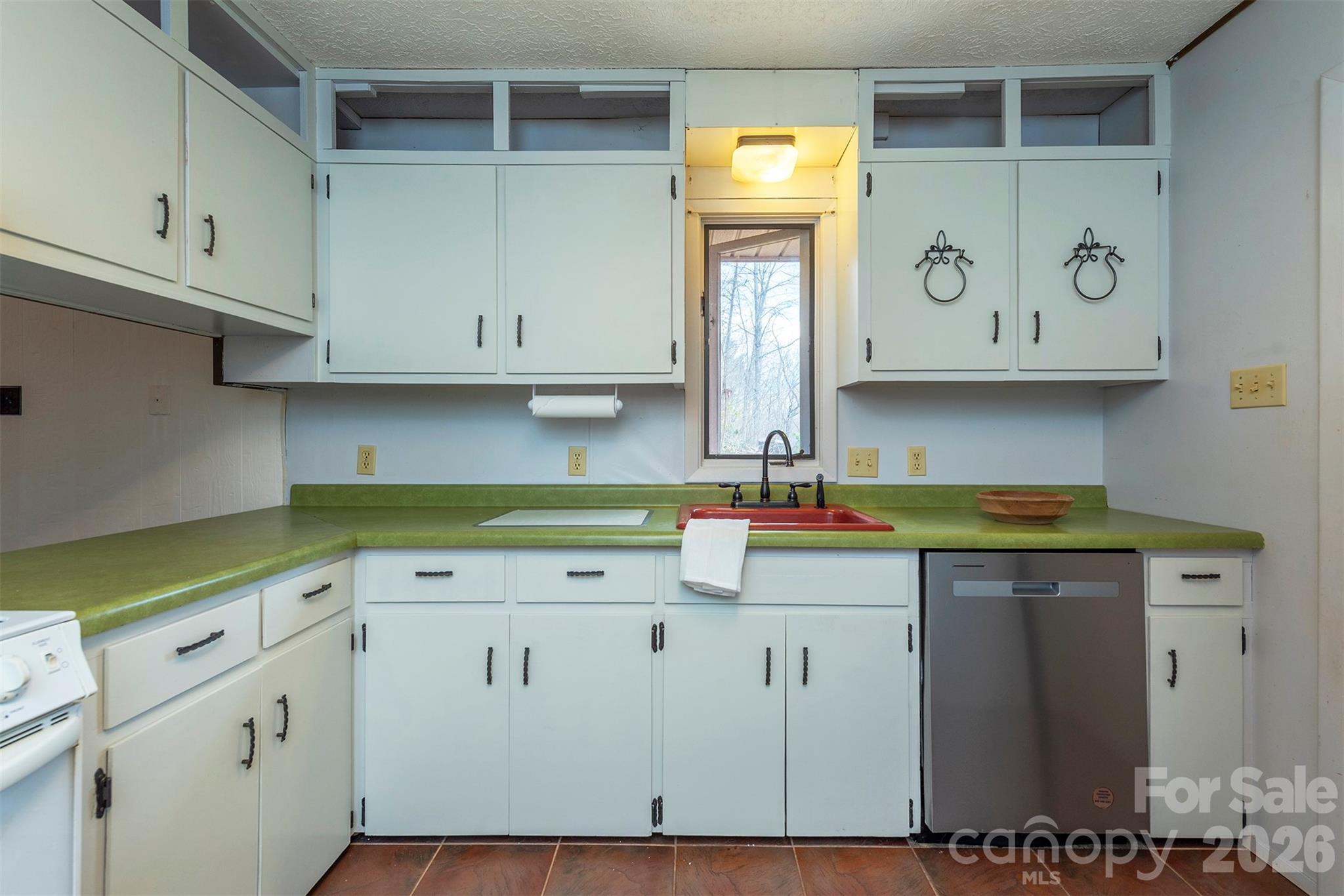 118 Richard Lane — Black Mountain