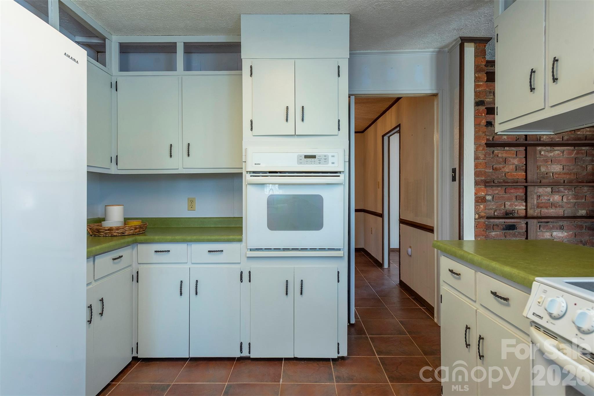 118 Richard Lane — Black Mountain