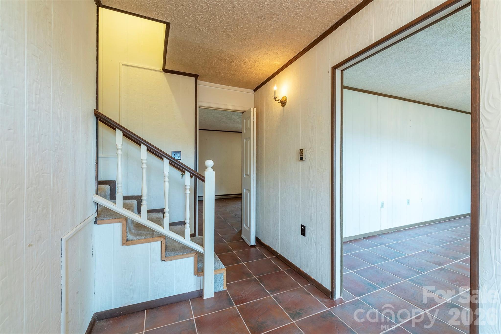 118 Richard Lane — Black Mountain