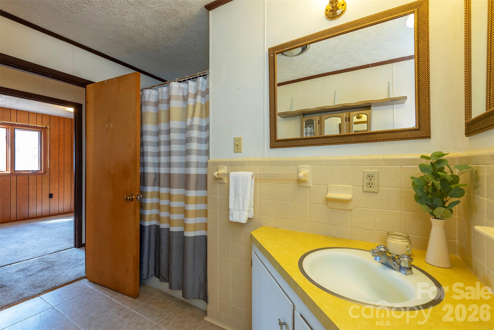 118 Richard Lane — Black Mountain