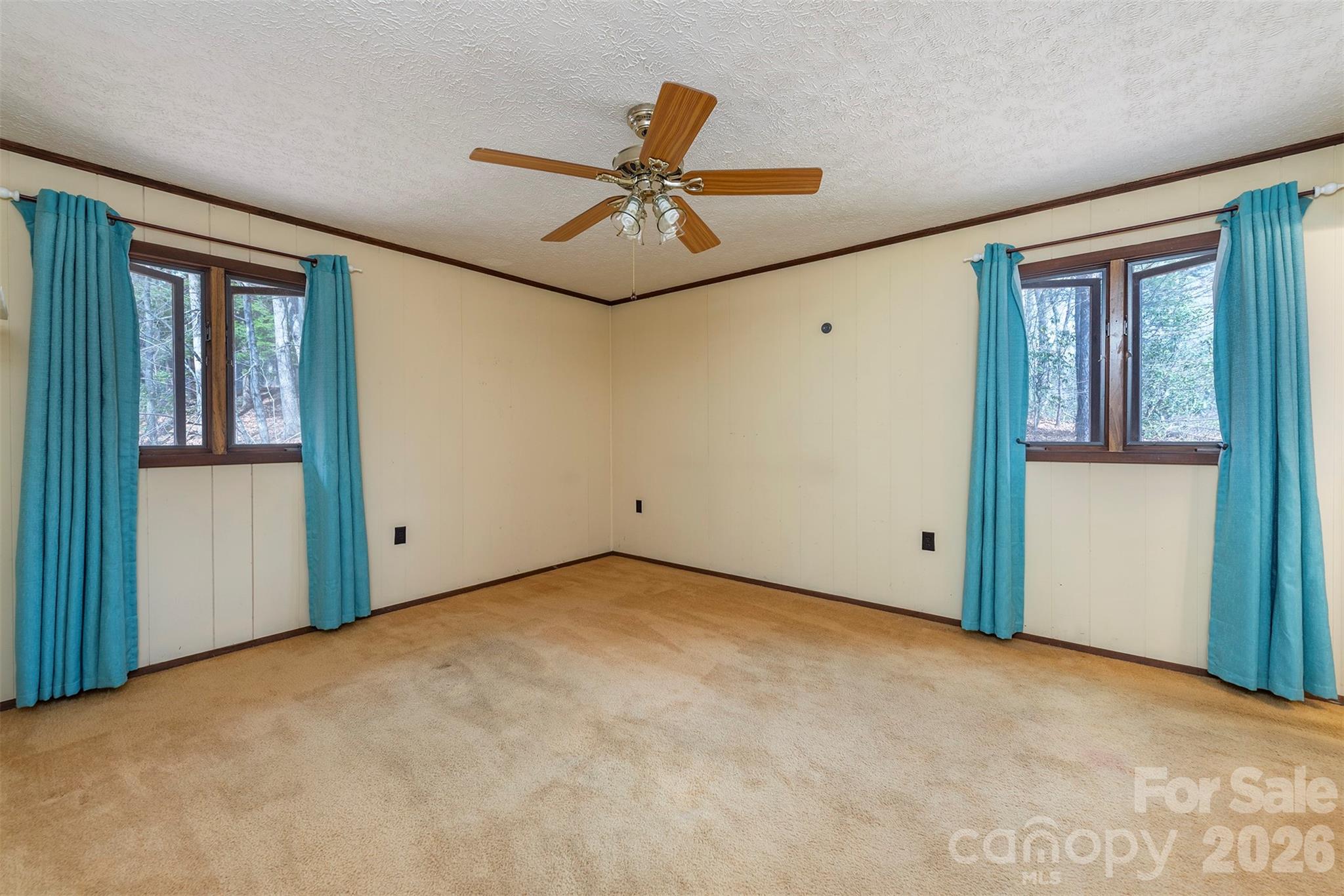 118 Richard Lane — Black Mountain