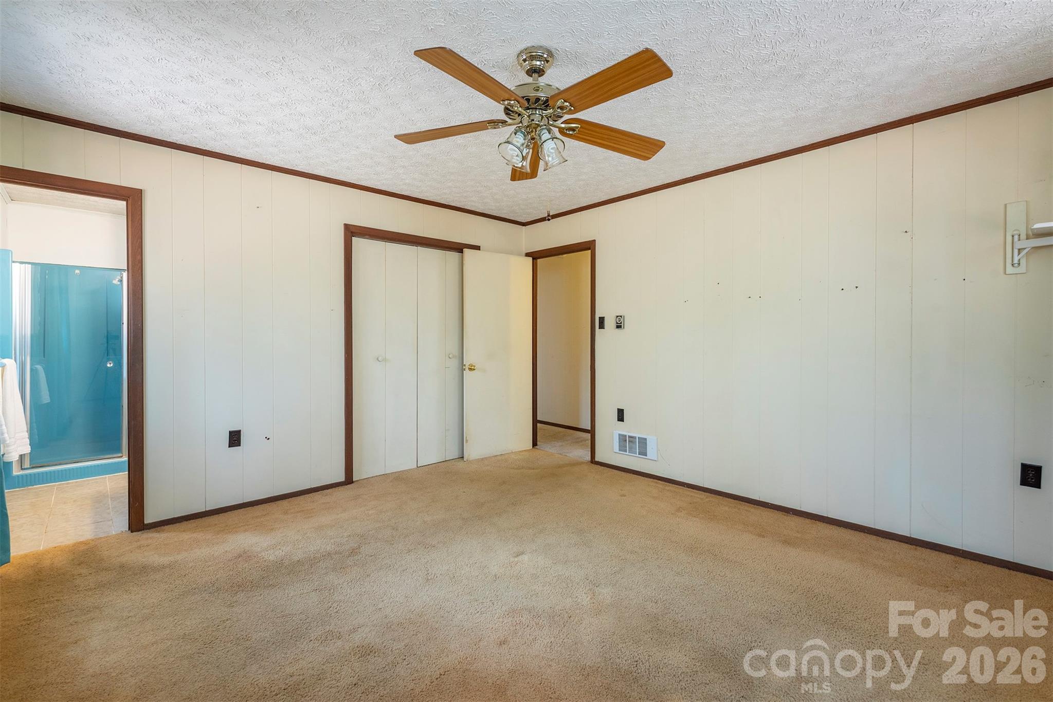 118 Richard Lane — Black Mountain