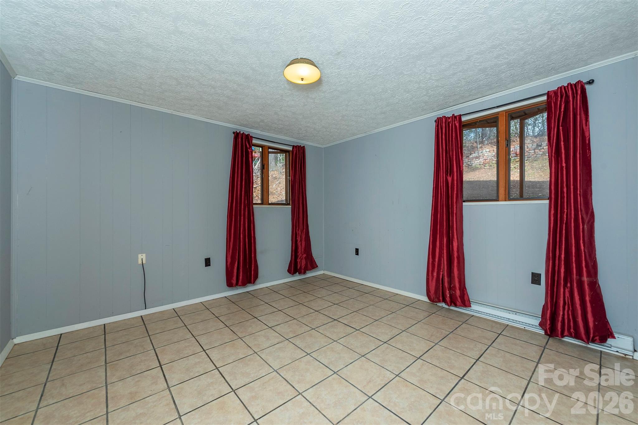 118 Richard Lane — Black Mountain