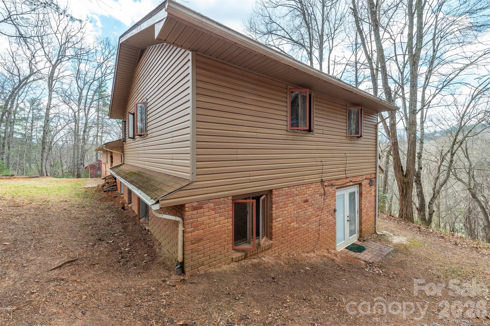 118 Richard Lane — Black Mountain