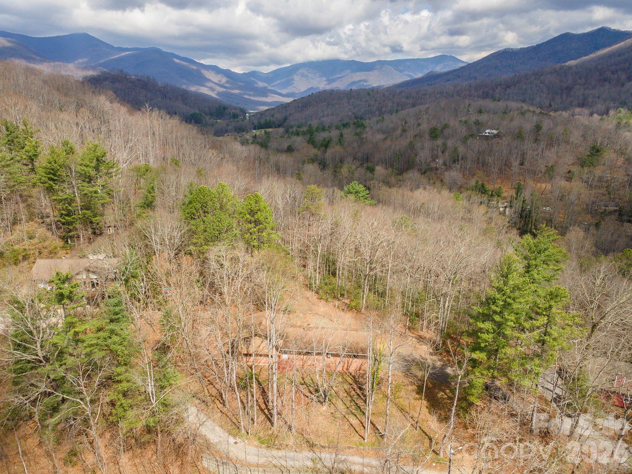 118 Richard Lane — Black Mountain