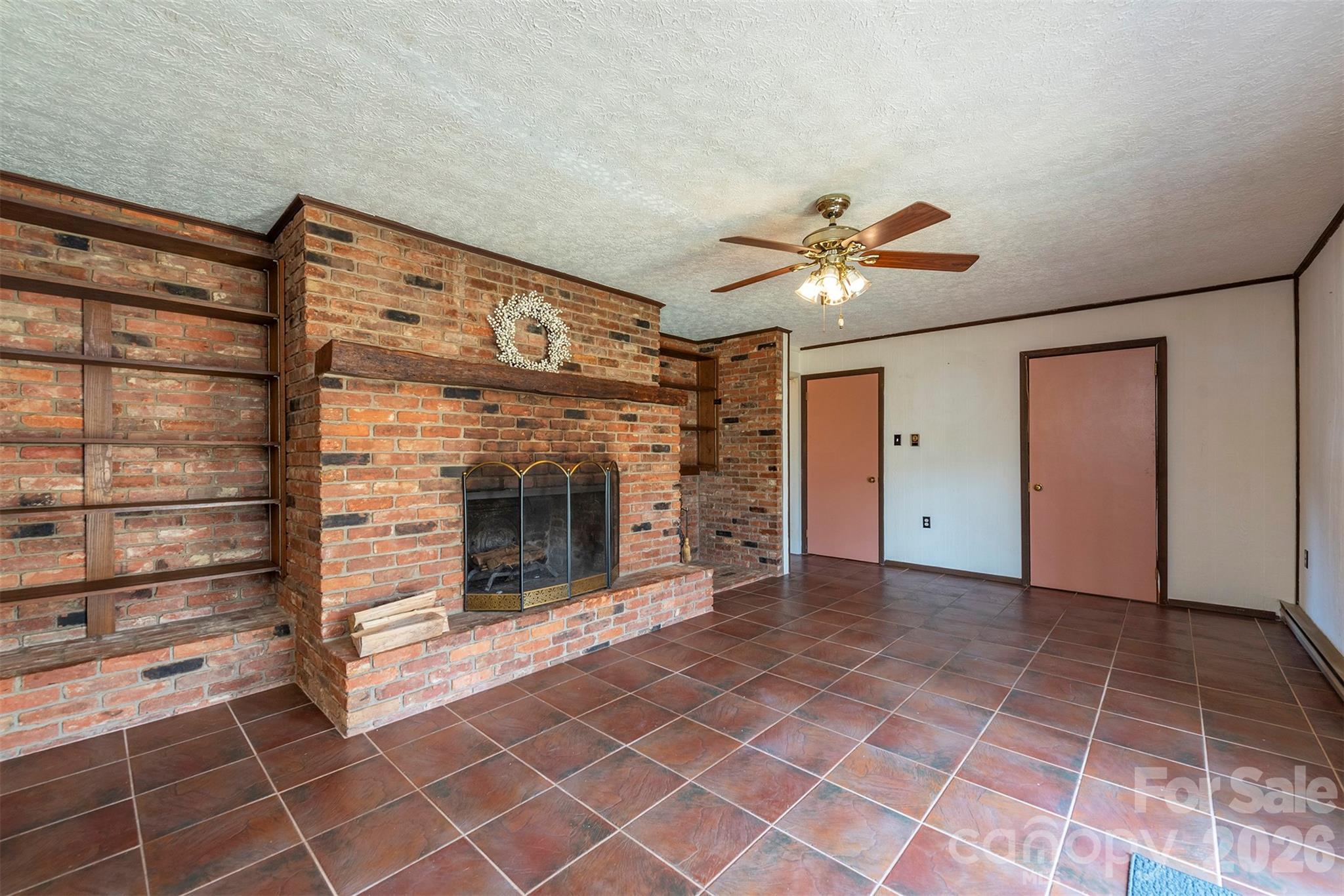 118 Richard Lane — Black Mountain