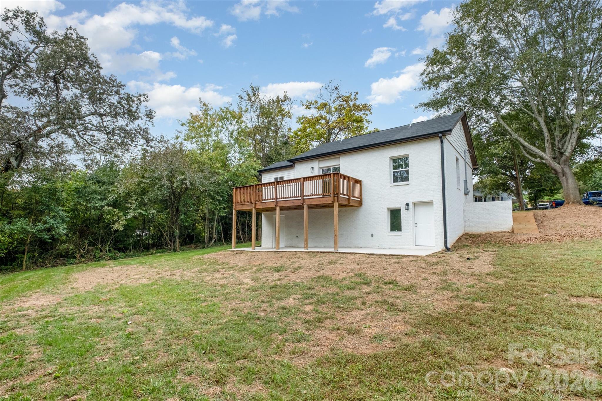 503 Circle Drive E — Shelby