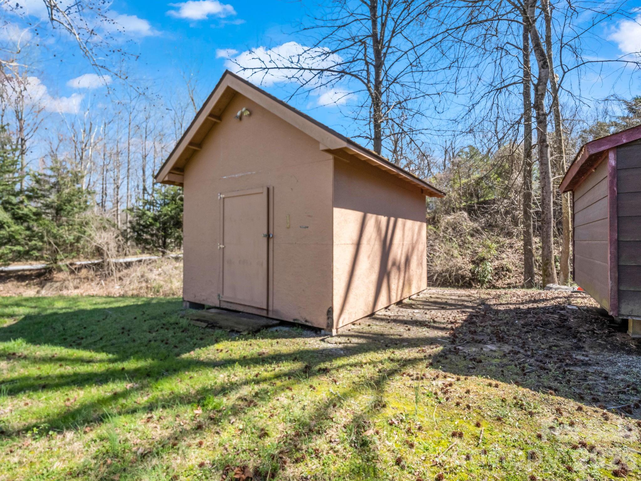 122 Hotel Hill Drive — Landrum