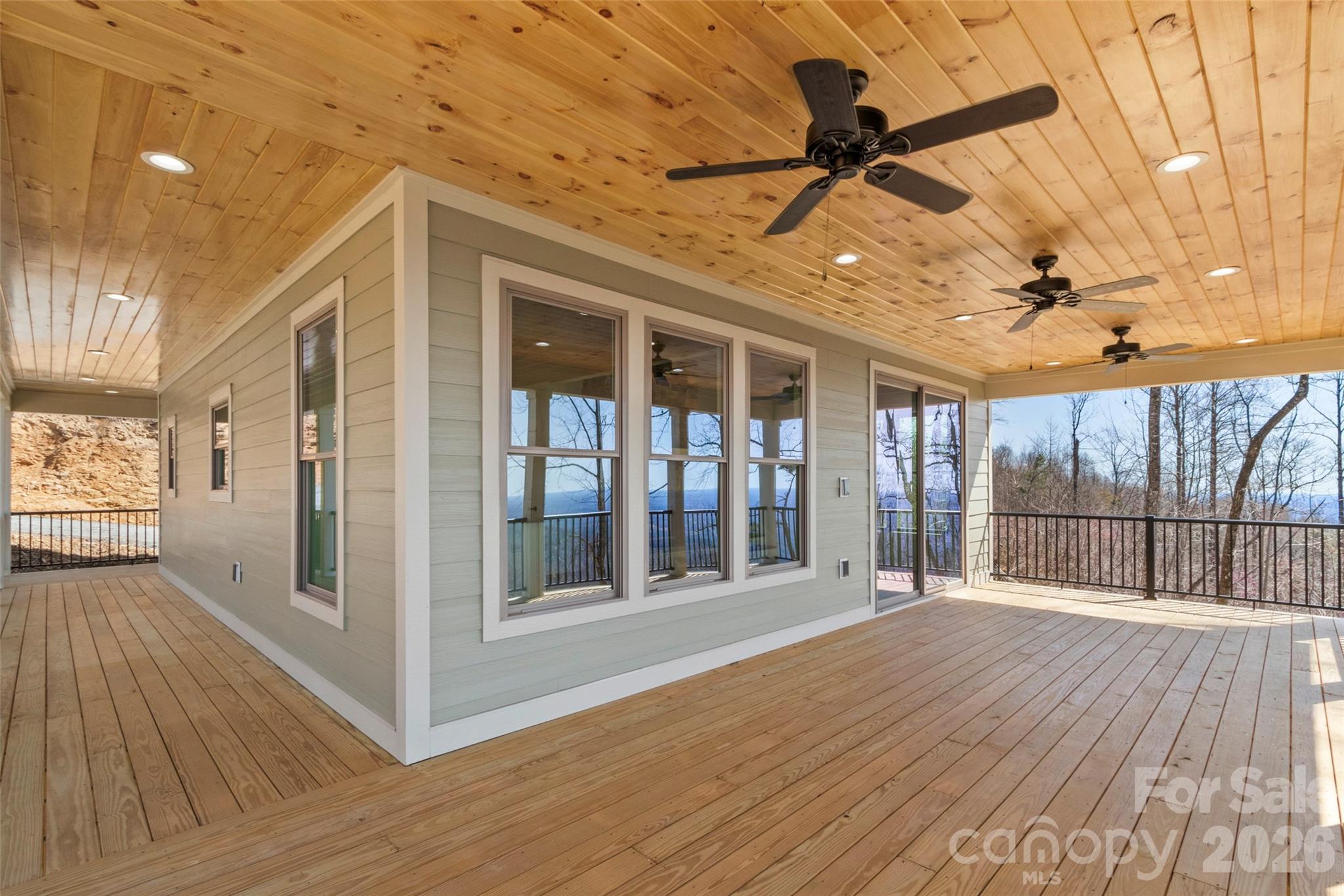 2272 Pinnacle Parkway — Union Mills