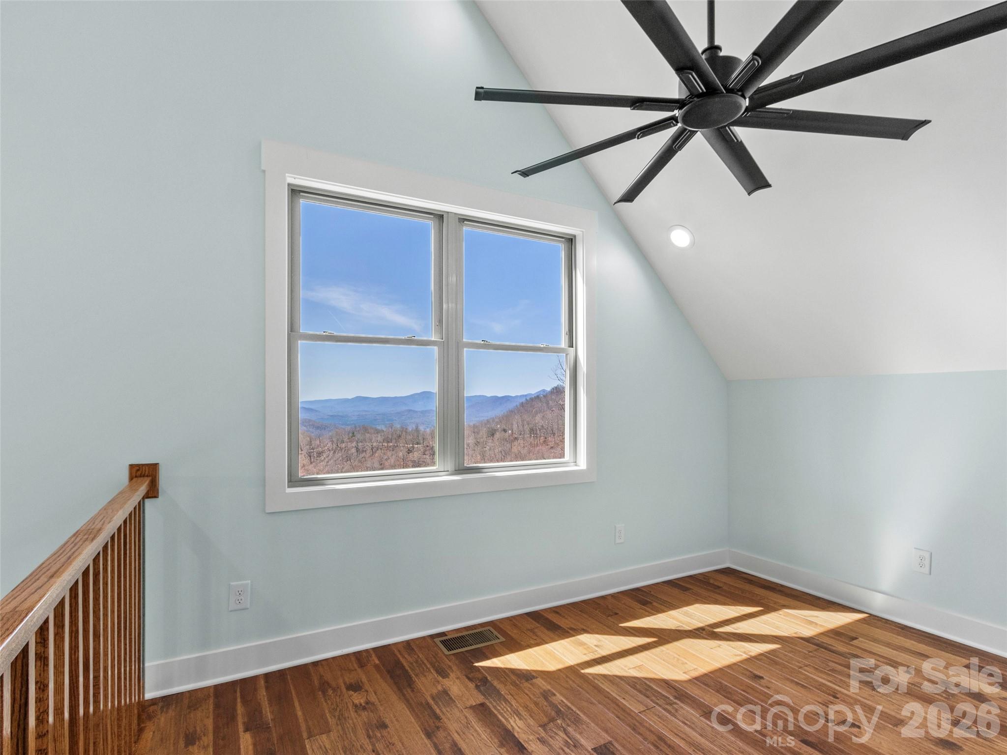 2272 Pinnacle Parkway — Union Mills