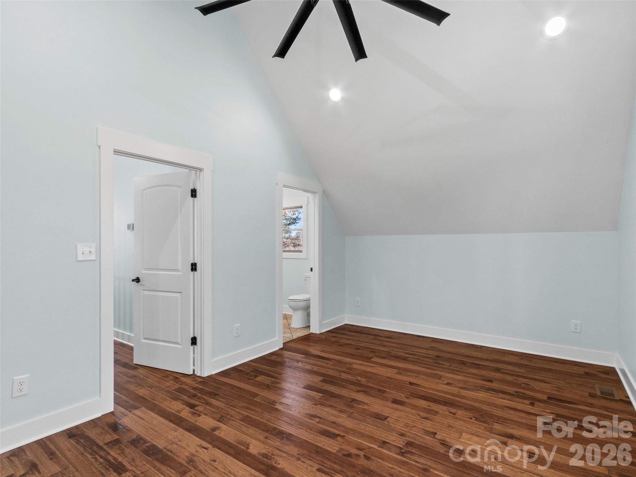2272 Pinnacle Parkway — Union Mills