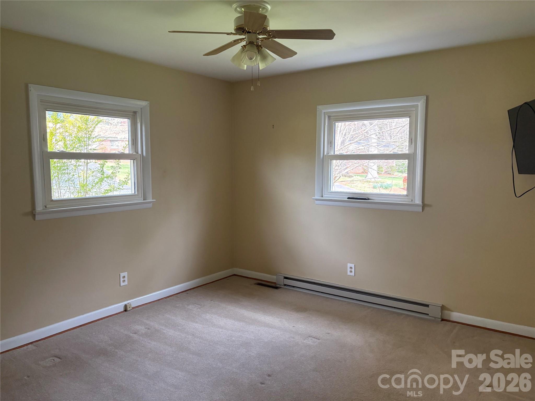 2137 23rd Street Drive SE — Hickory