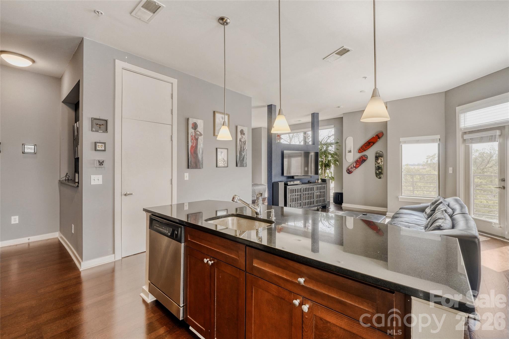 525 E 6th Street #409 — Charlotte