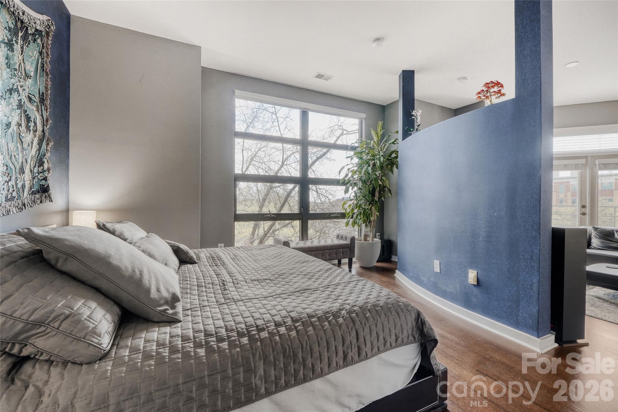 525 E 6th Street #409 — Charlotte