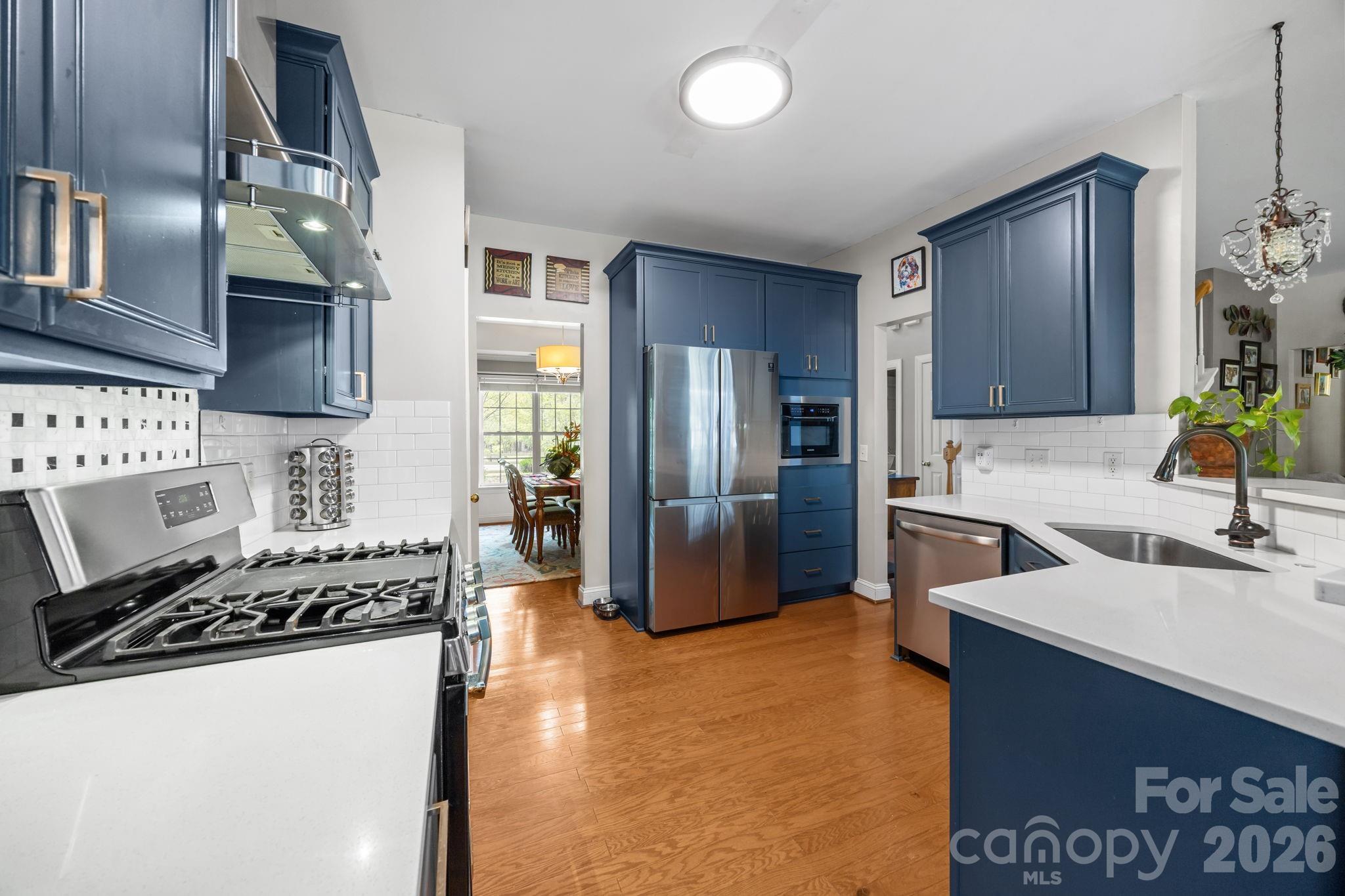 8821 Hambright Road — Huntersville