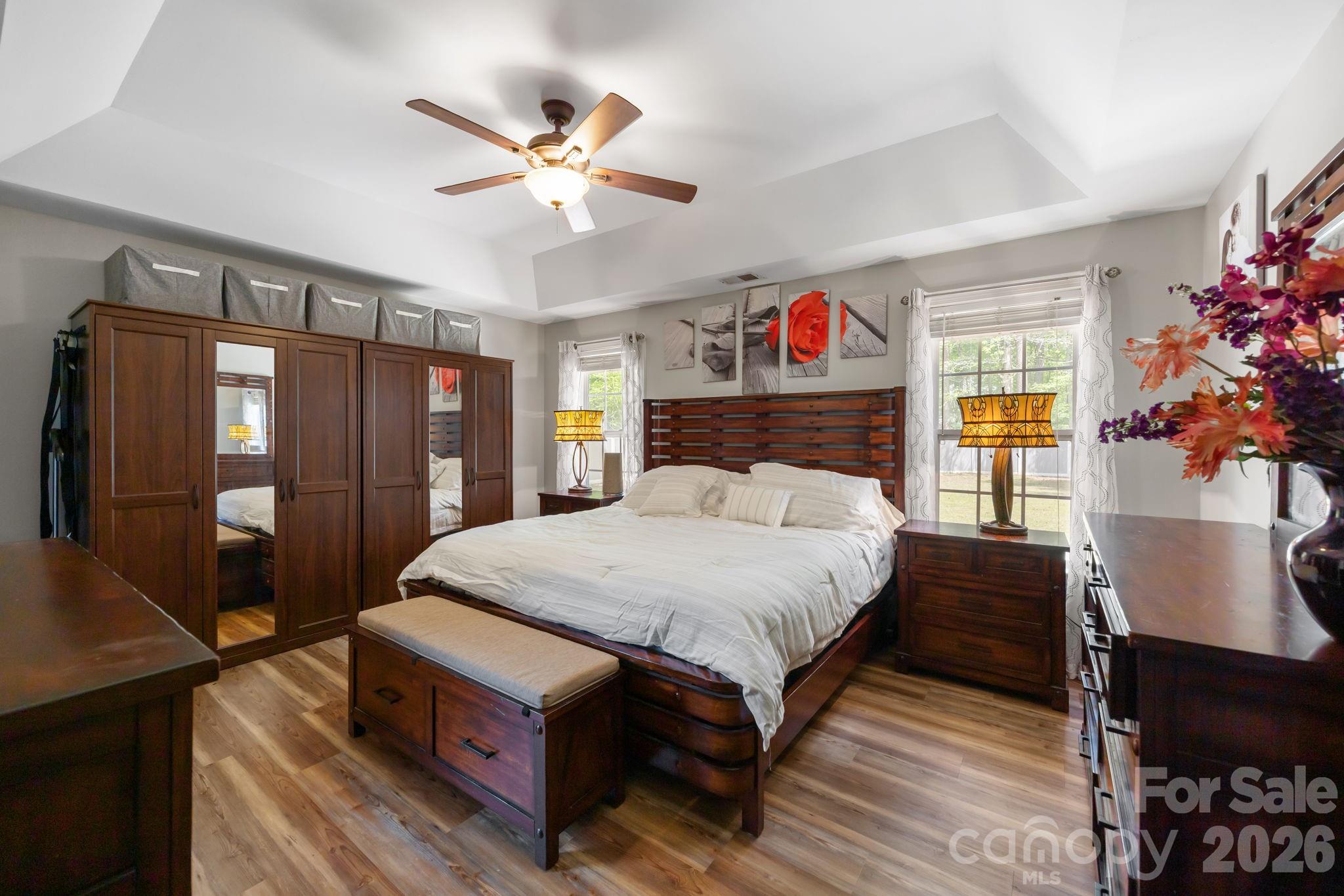 8821 Hambright Road — Huntersville