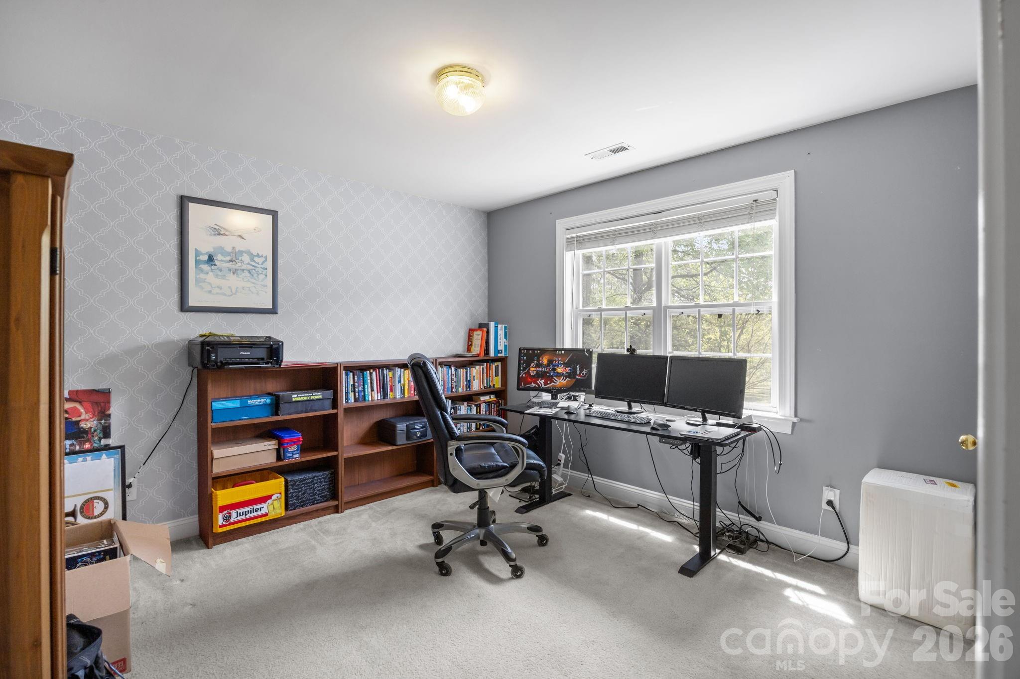 8821 Hambright Road — Huntersville