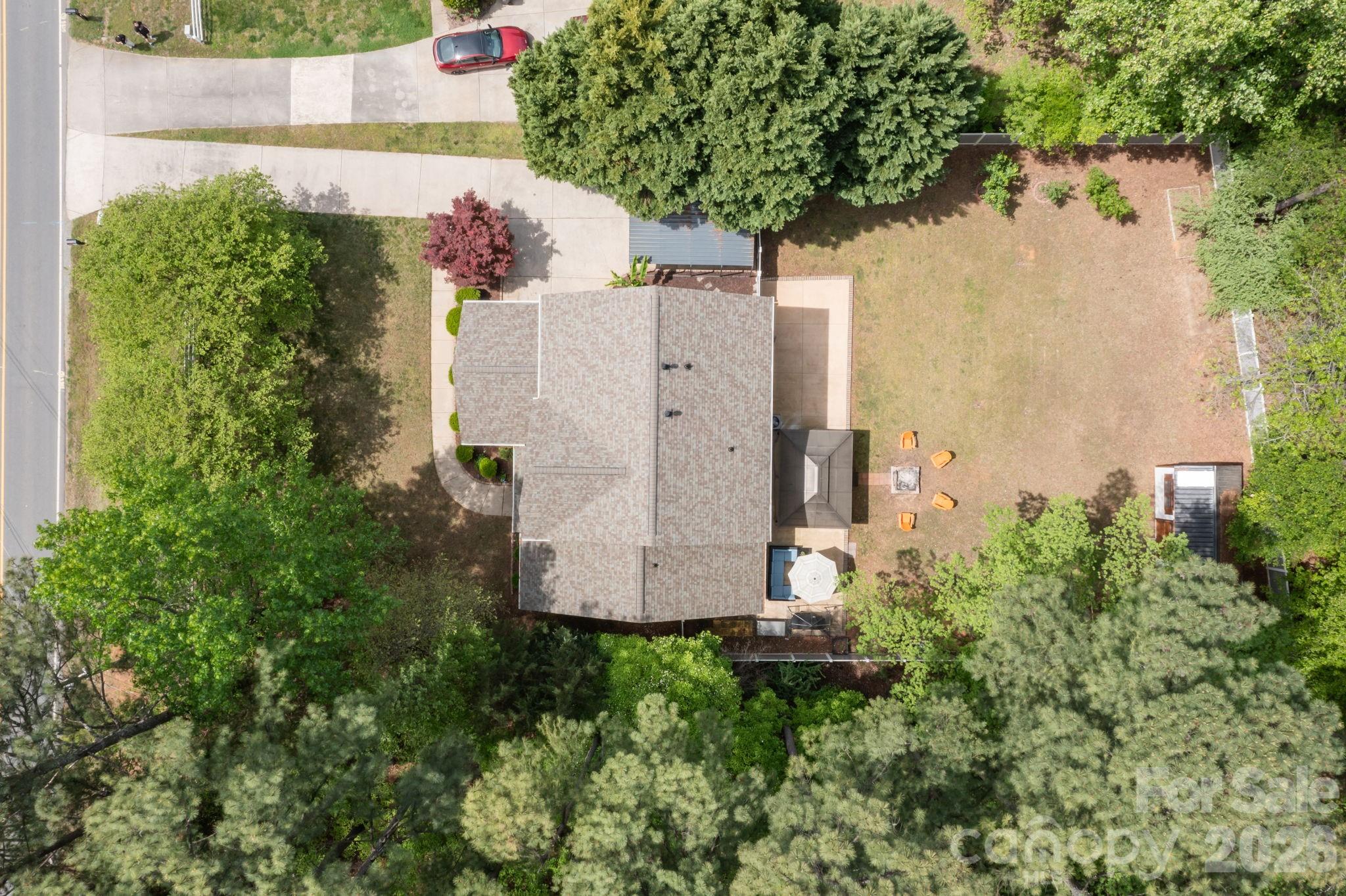 8821 Hambright Road — Huntersville