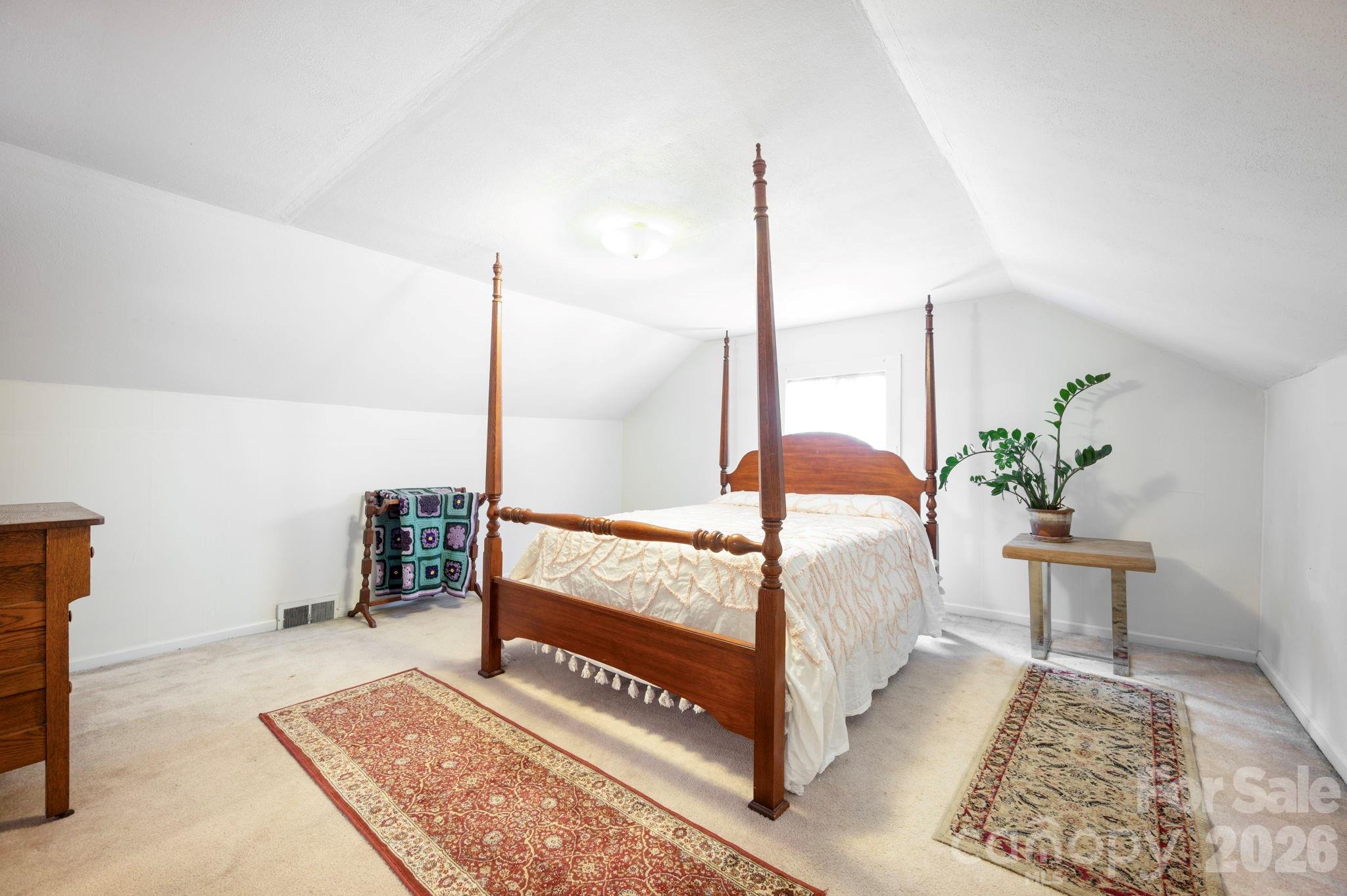 25 Bear Creek Road — Asheville