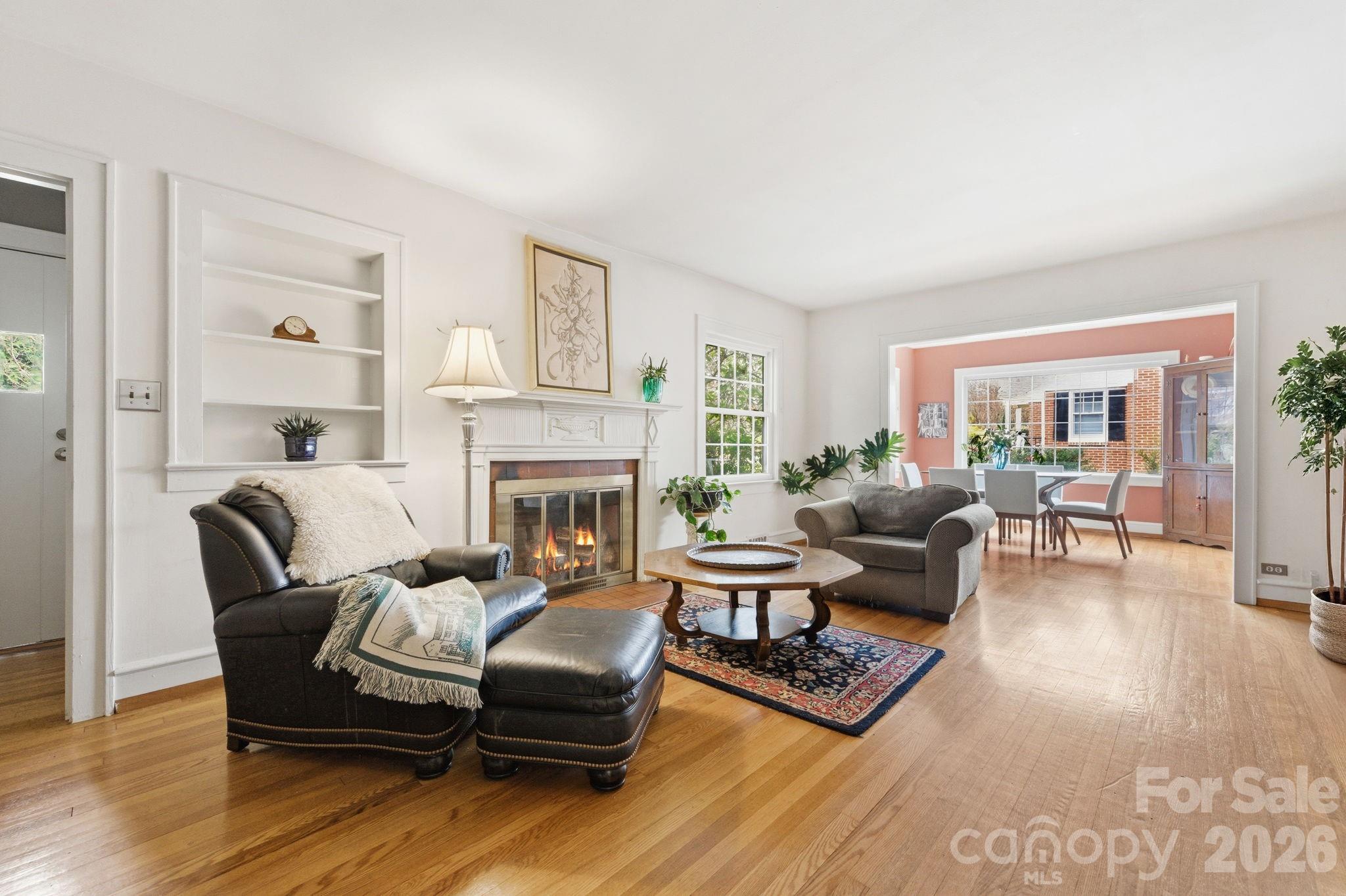 25 Bear Creek Road — Asheville
