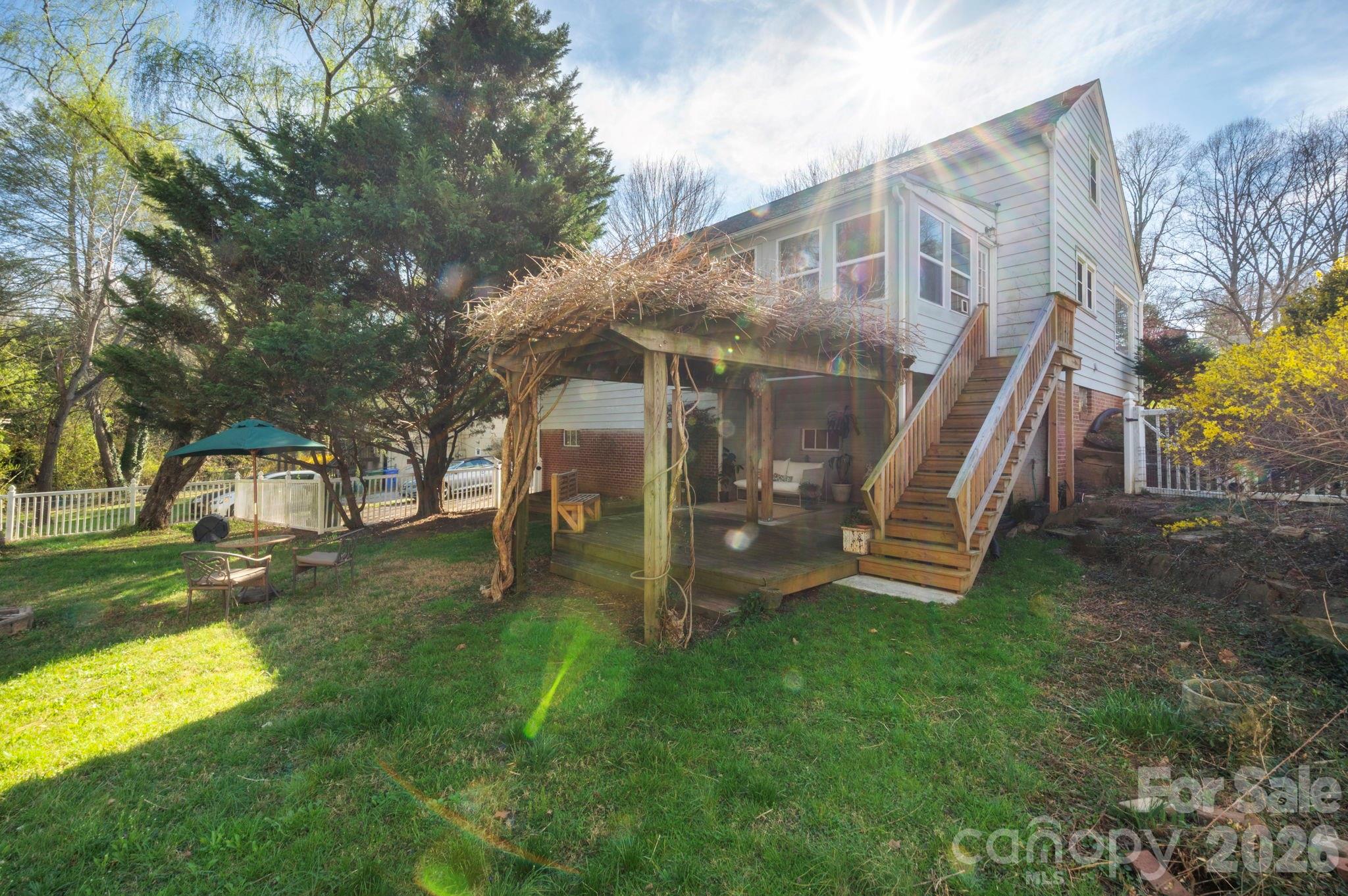 25 Bear Creek Road — Asheville