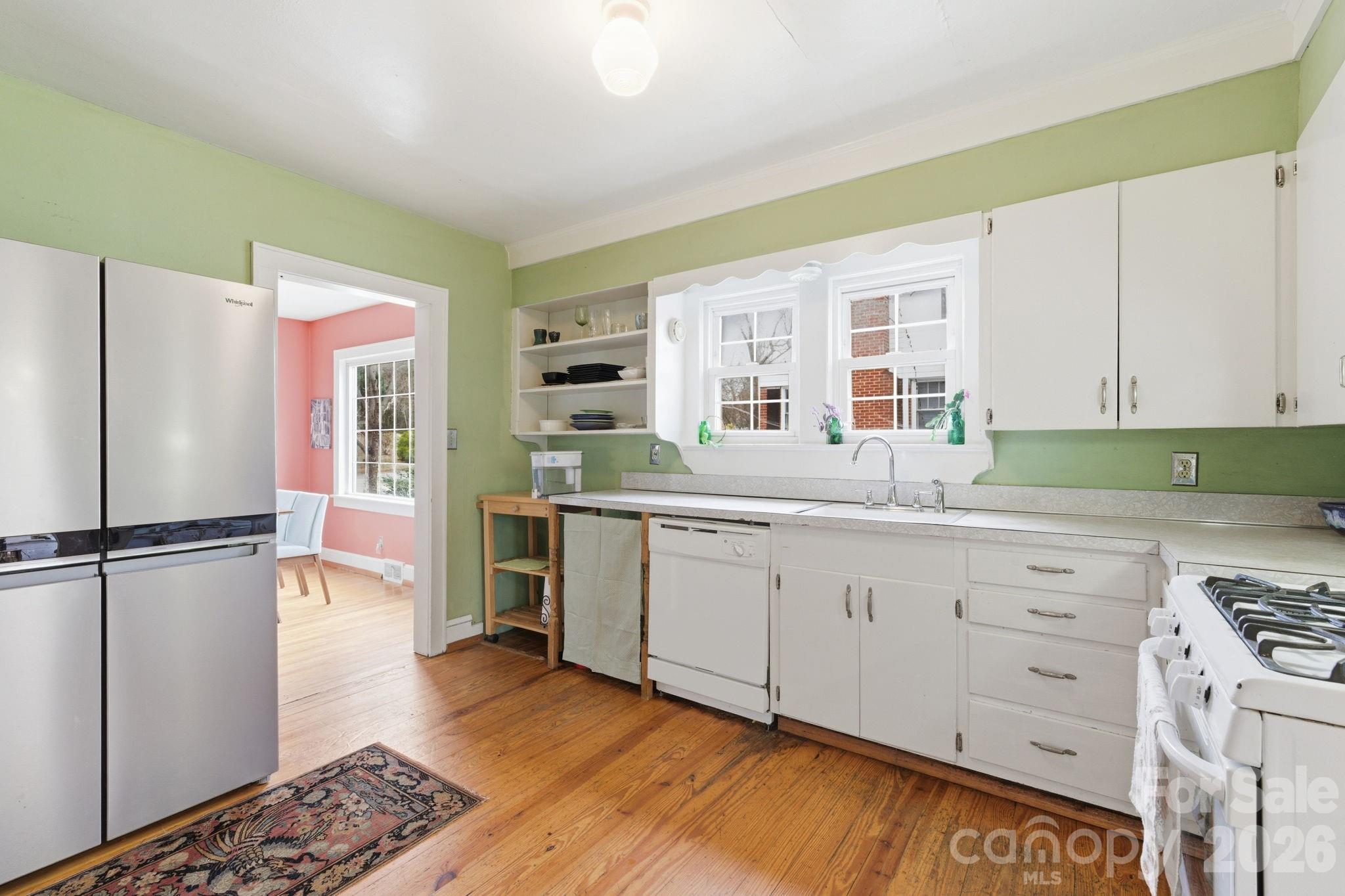 25 Bear Creek Road — Asheville