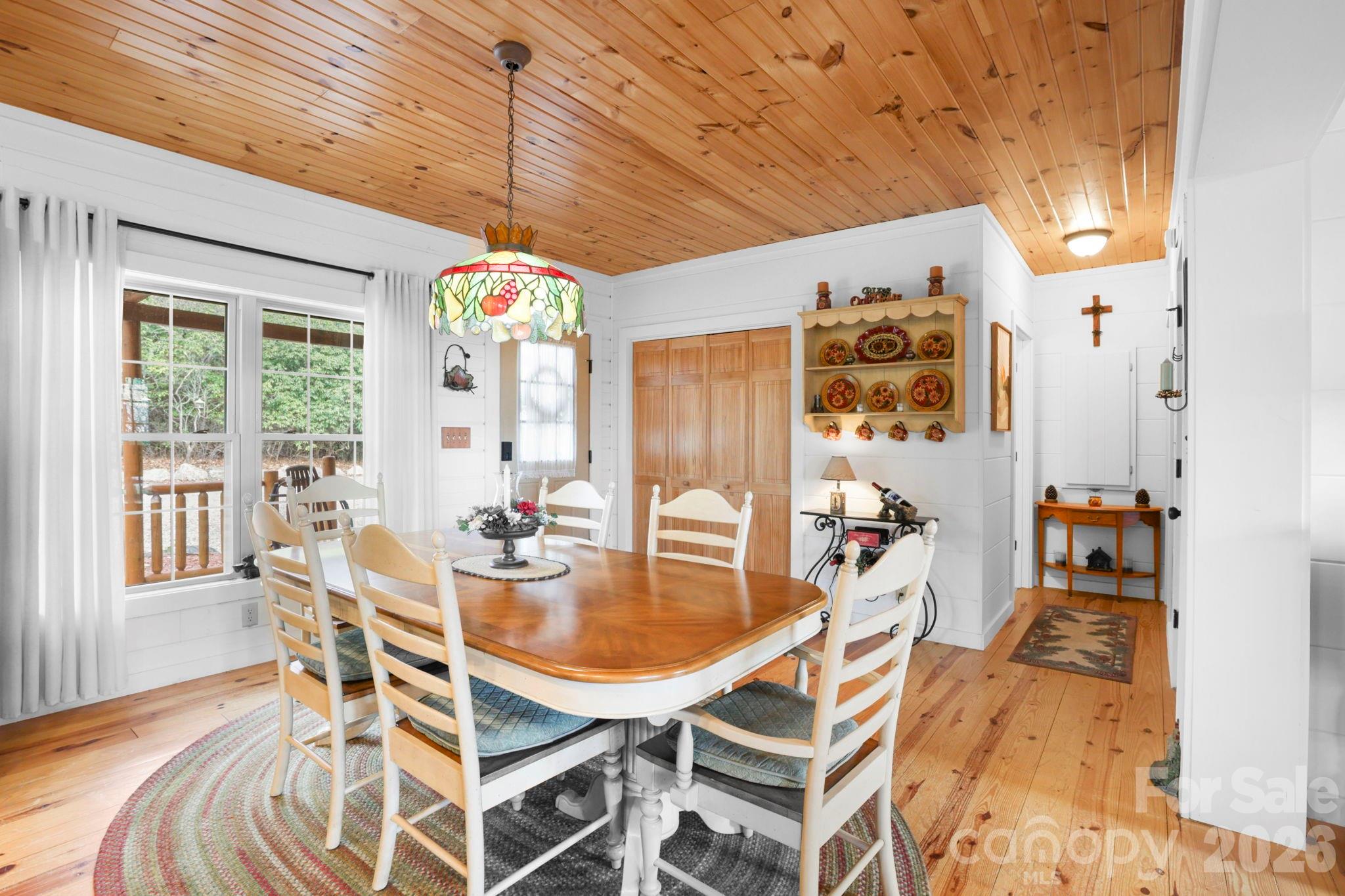 78 Longview Ridge Road — Lake Toxaway