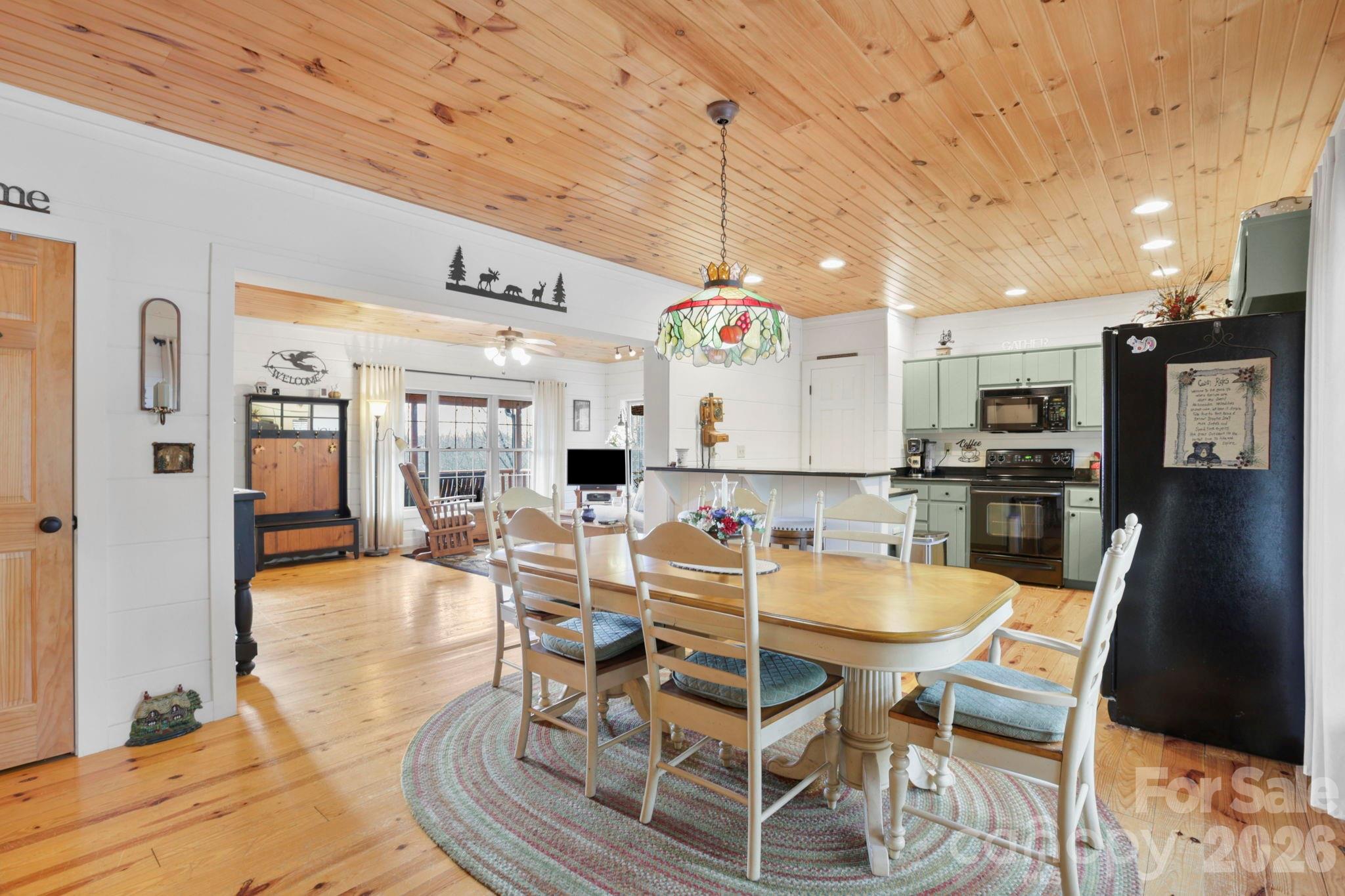78 Longview Ridge Road — Lake Toxaway
