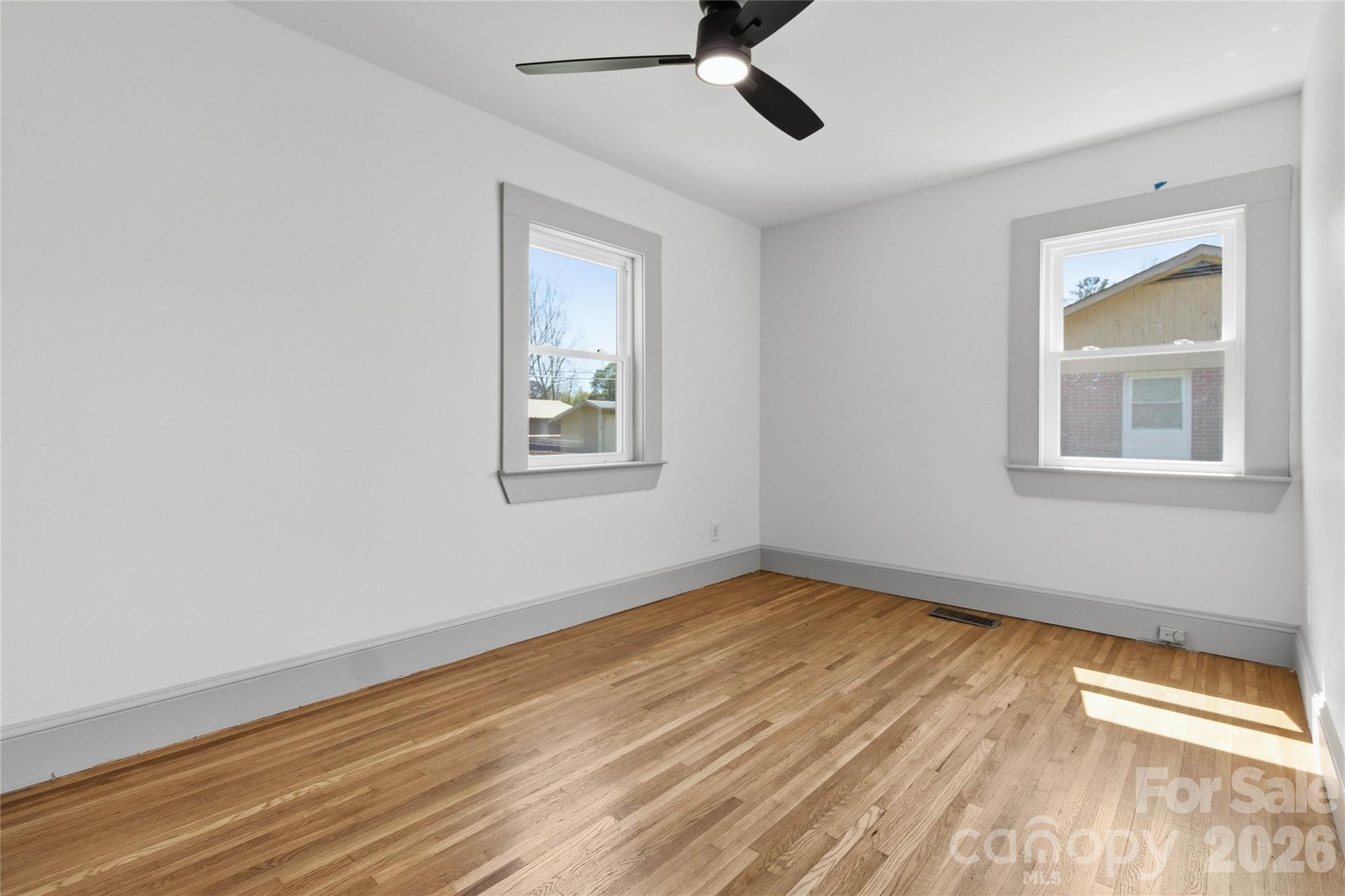 3609 Eastway Drive — Charlotte