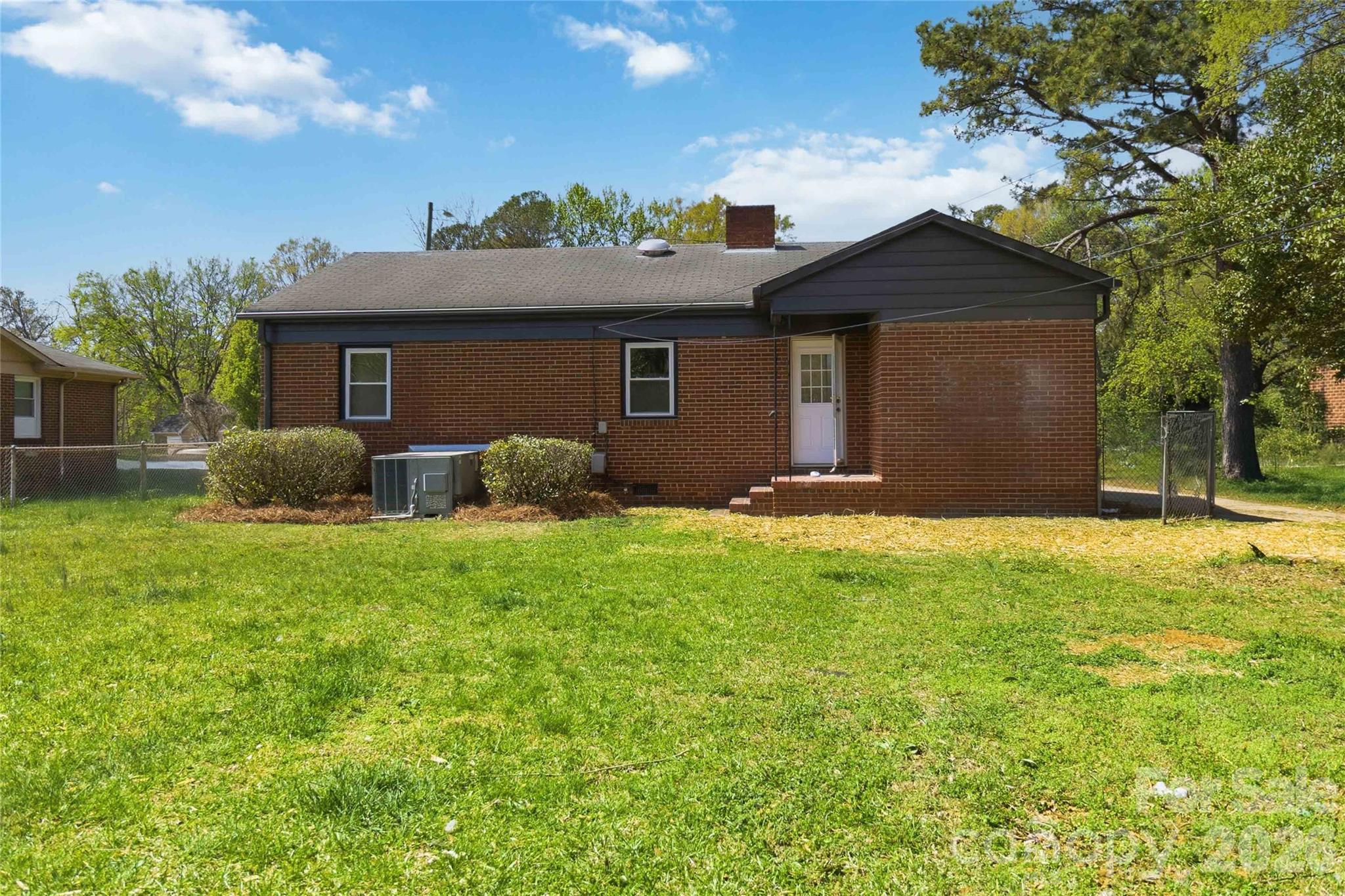 3609 Eastway Drive — Charlotte