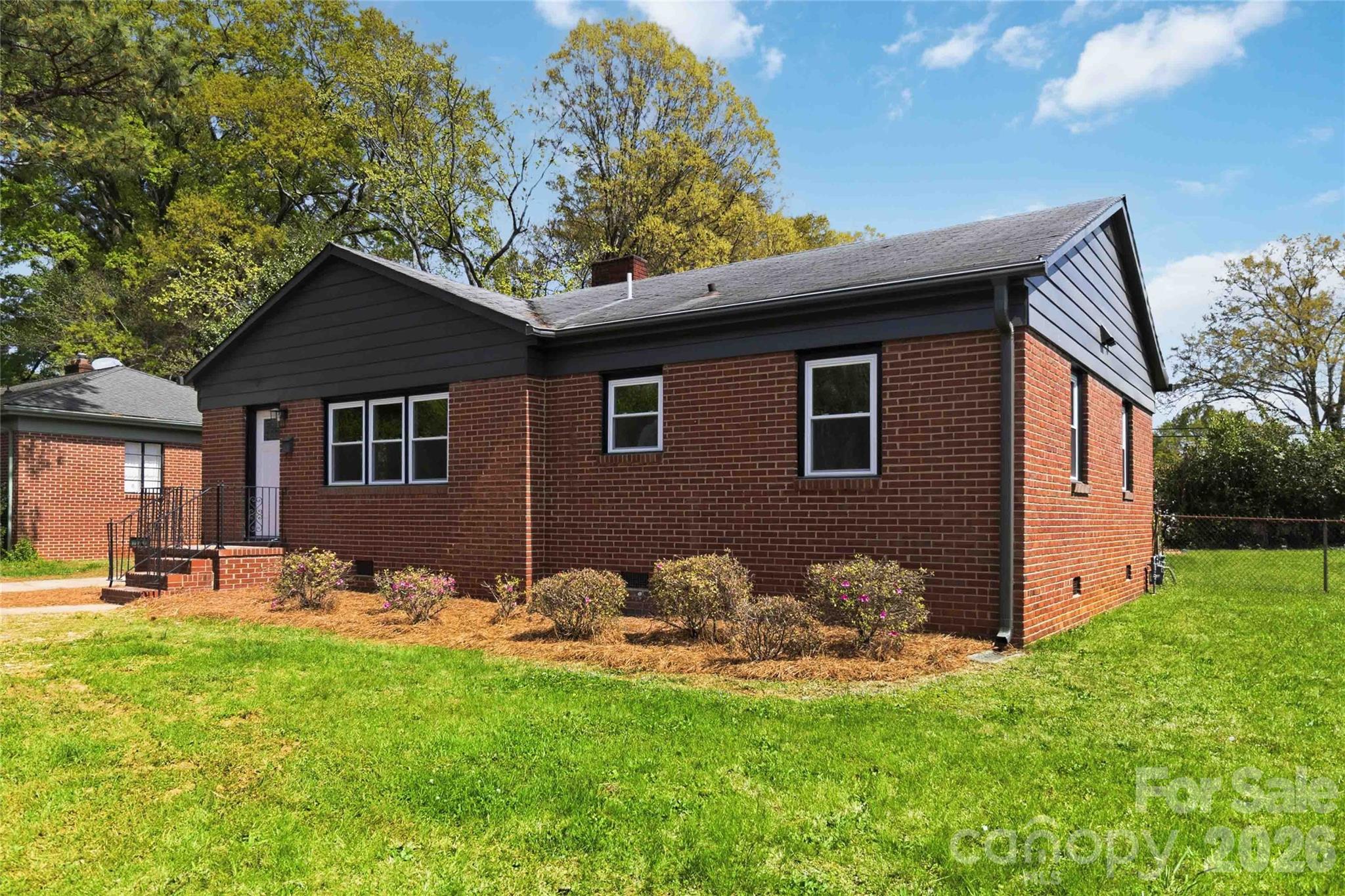 3609 Eastway Drive — Charlotte