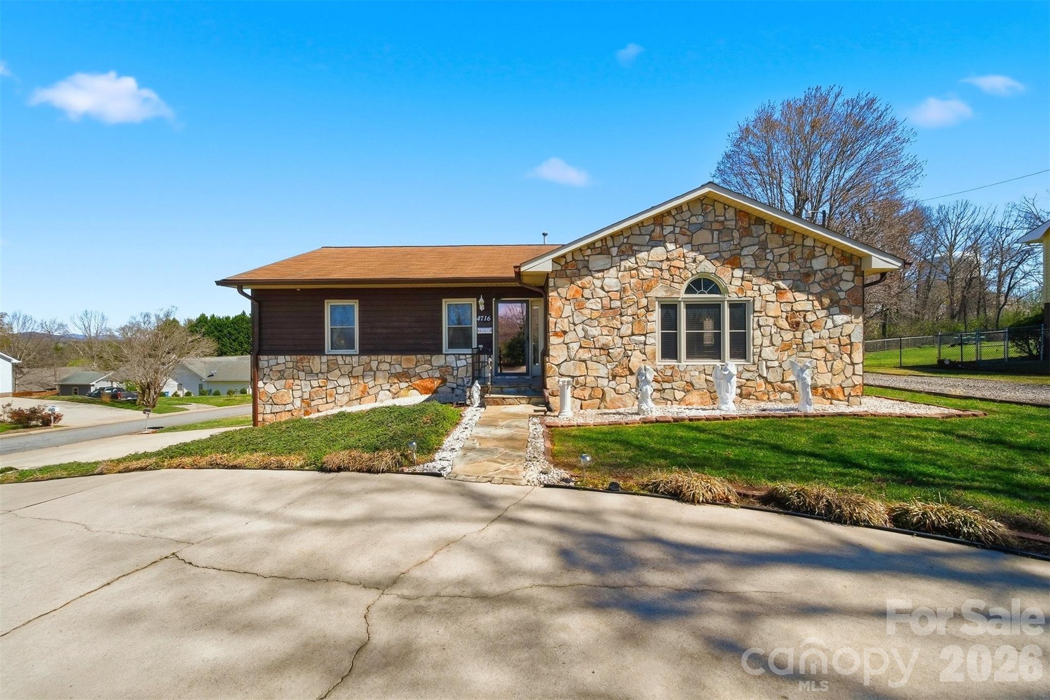 4716 Bert Huffman Drive — Granite Falls