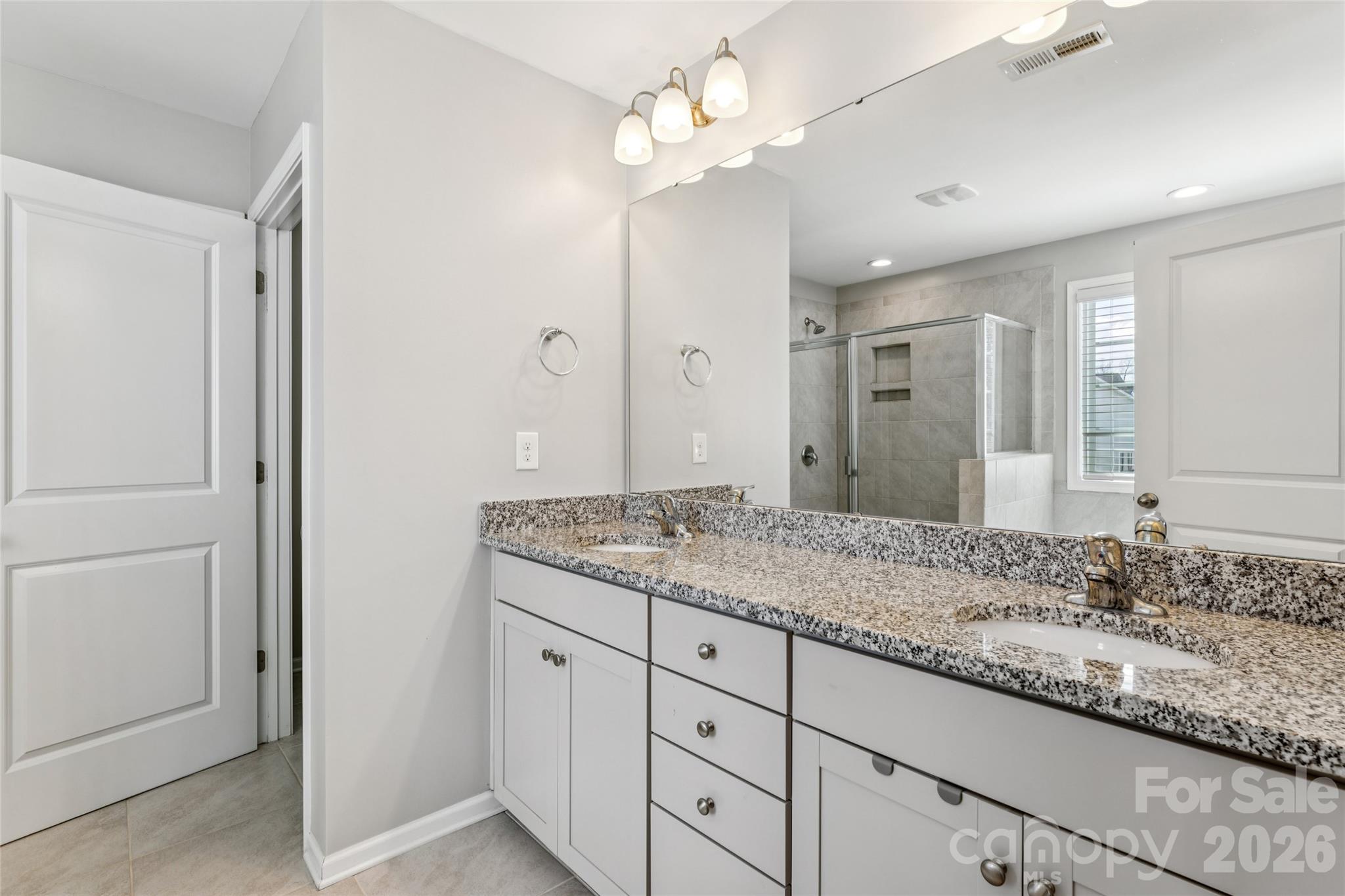 3896 Lake Breeze Drive — Sherrills Ford