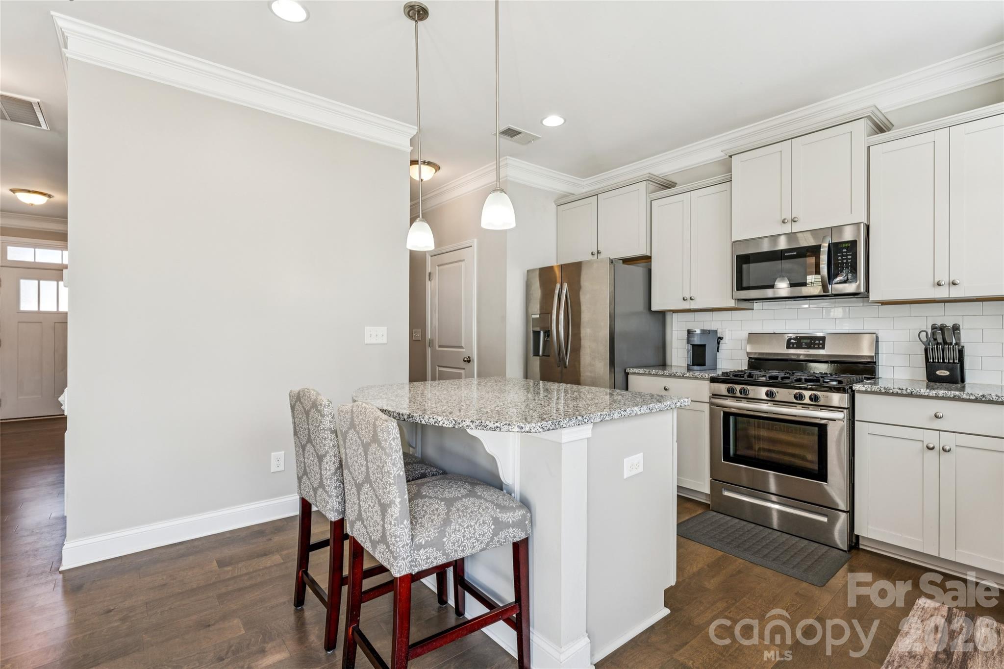 3896 Lake Breeze Drive — Sherrills Ford
