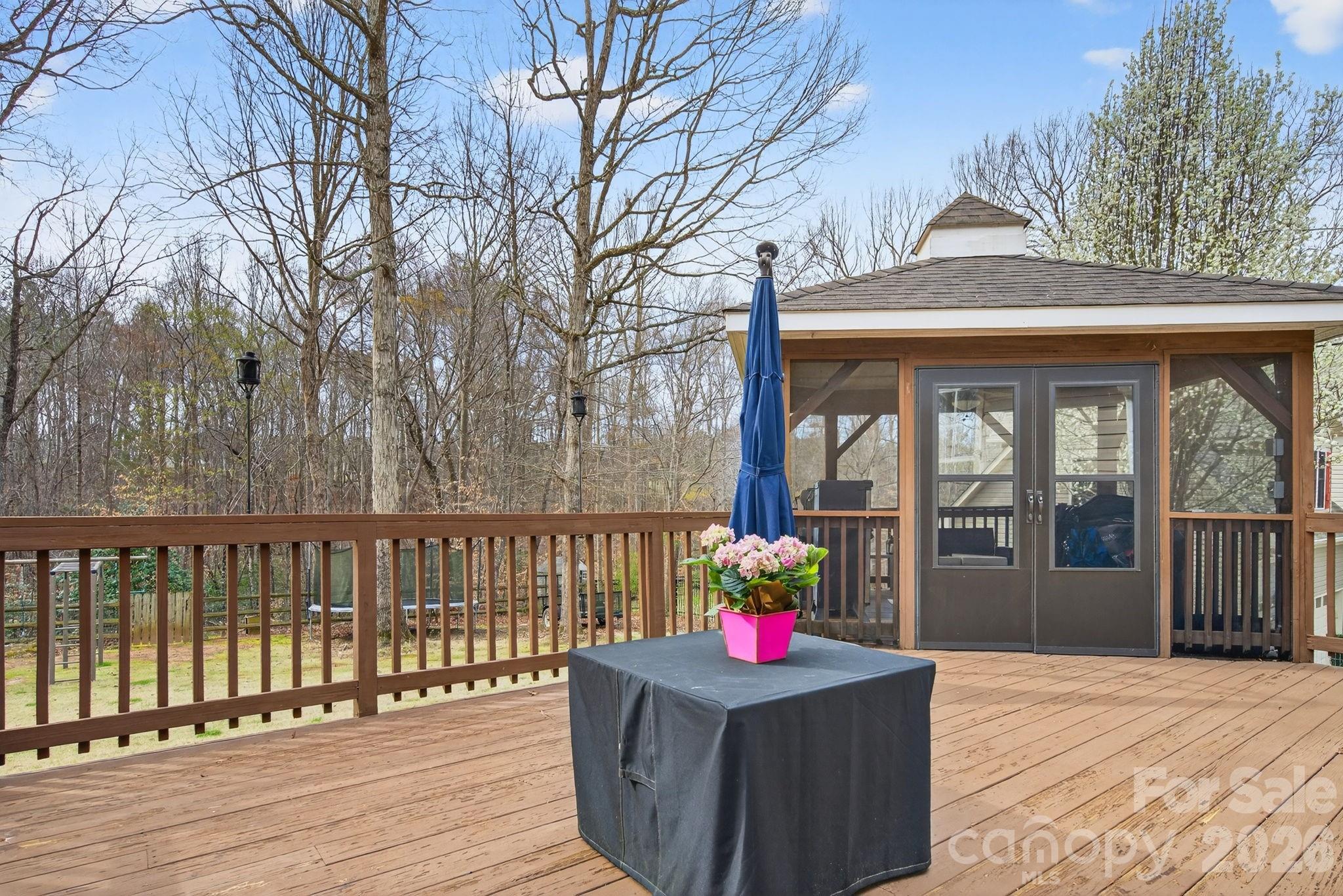 6444 Winding Creek Lane — Denver