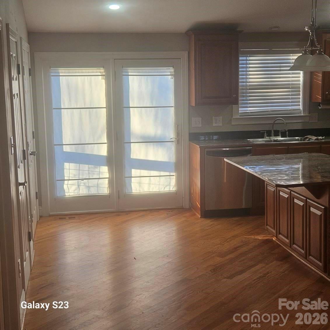2119 Lakeview Lane — Charlotte