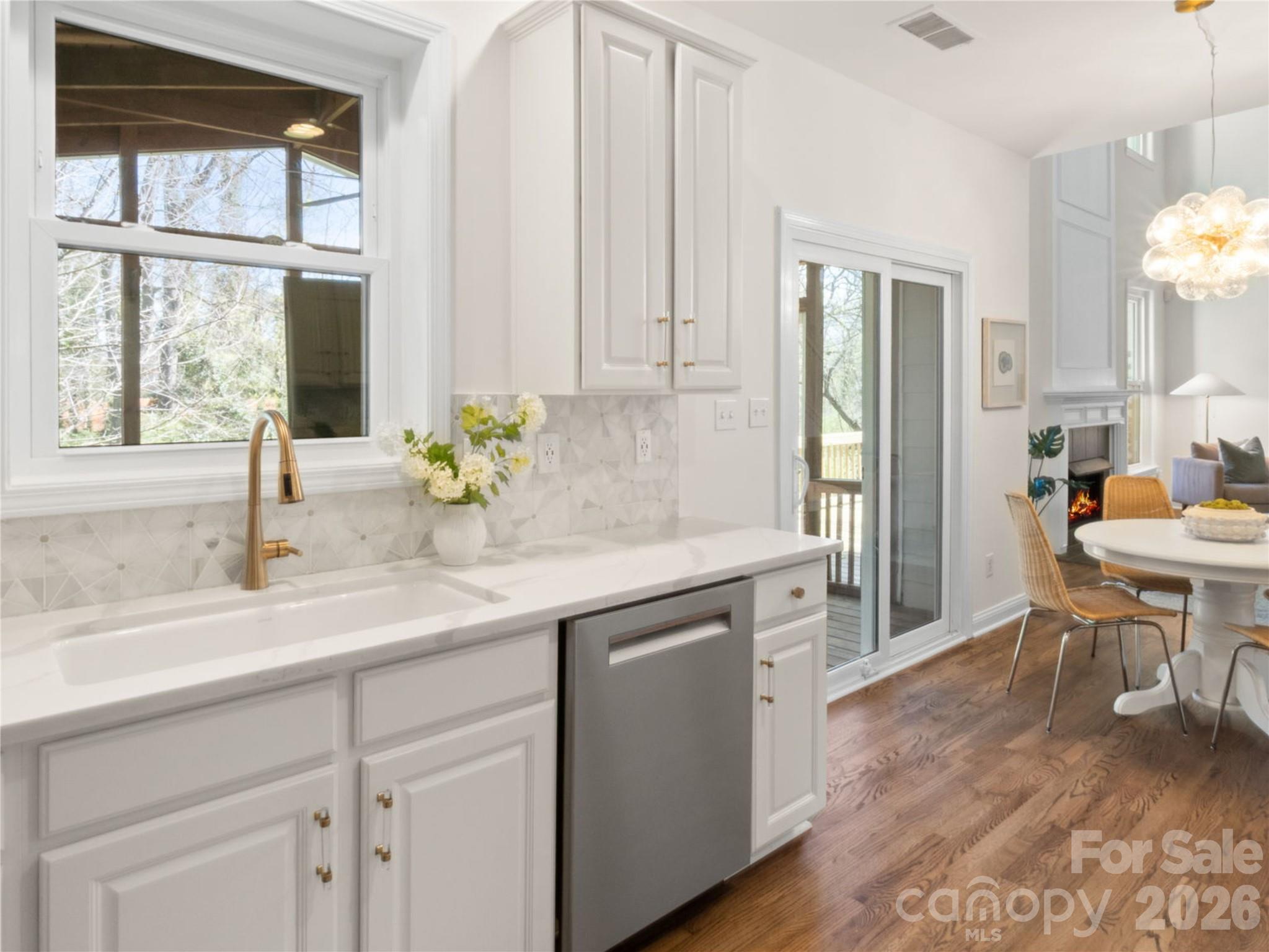 2020 Sablewood Drive — Charlotte