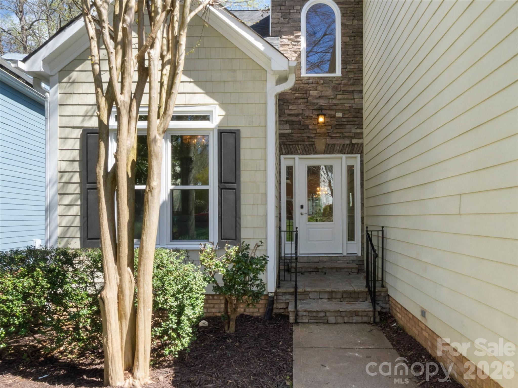 2020 Sablewood Drive — Charlotte