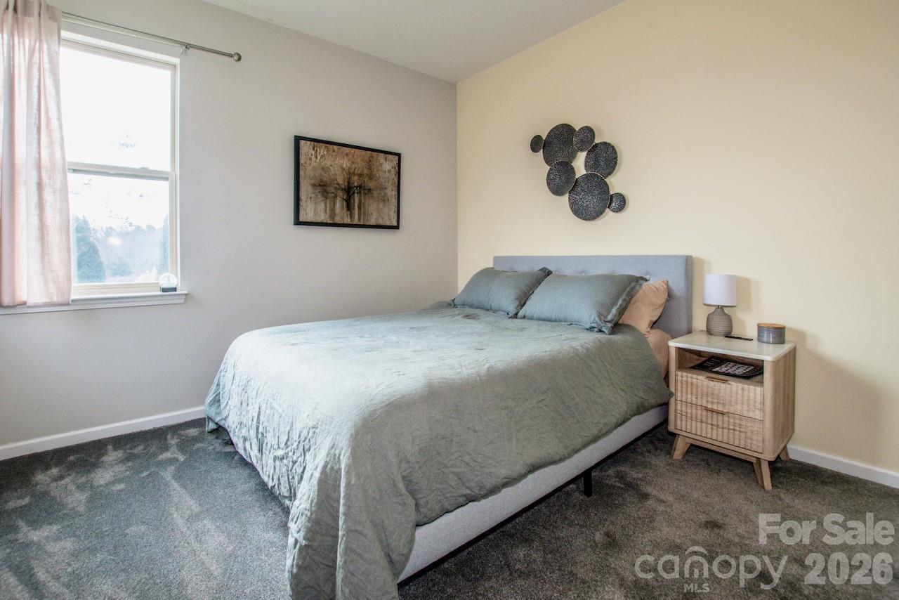 2416 Chinkapin Court — Gastonia