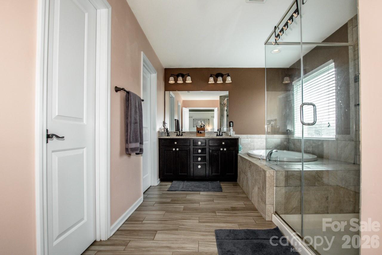 2416 Chinkapin Court — Gastonia