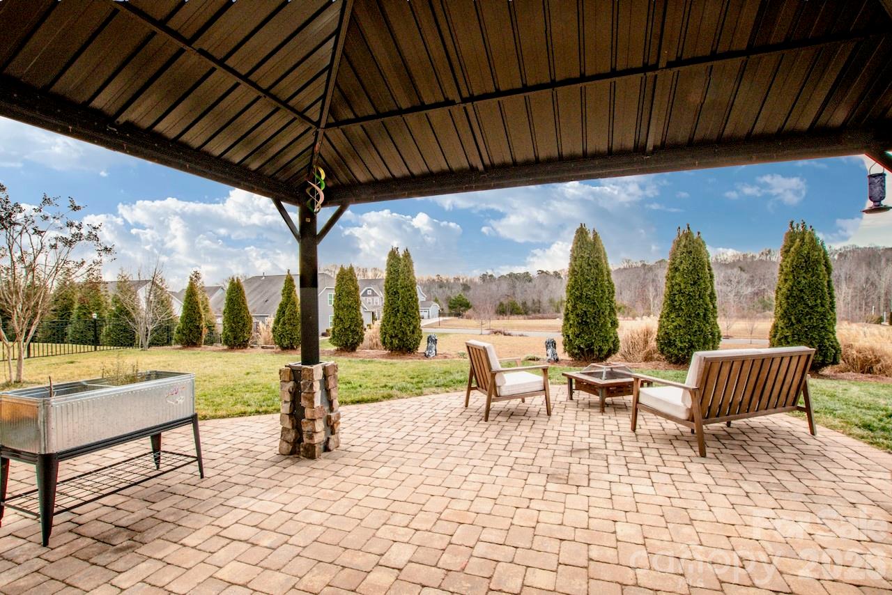 2416 Chinkapin Court — Gastonia