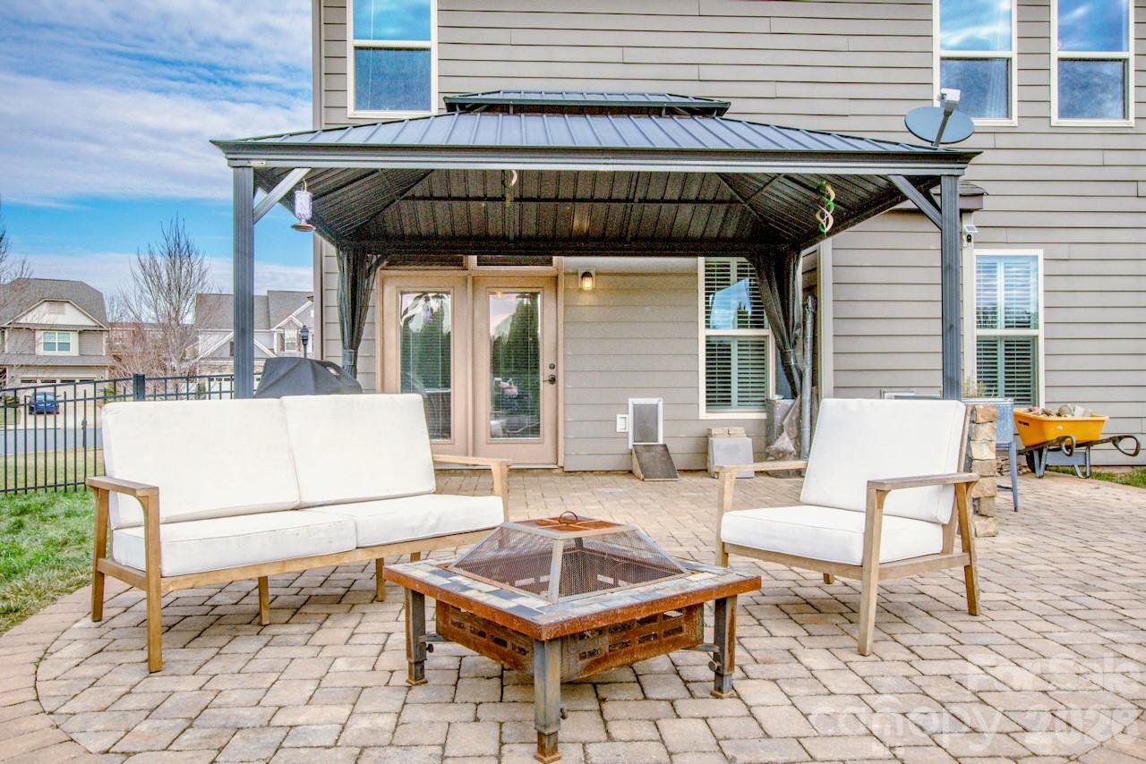 2416 Chinkapin Court — Gastonia