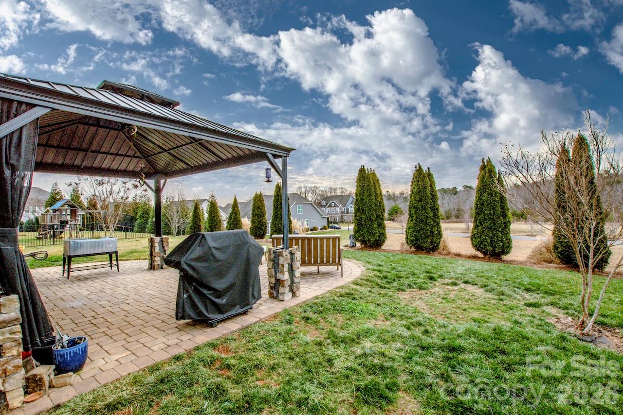 2416 Chinkapin Court — Gastonia