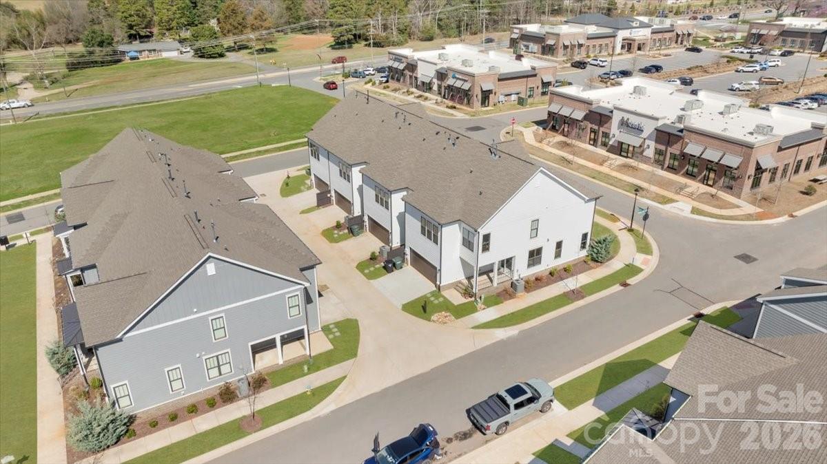 10032 Trailhead Way NW — Huntersville