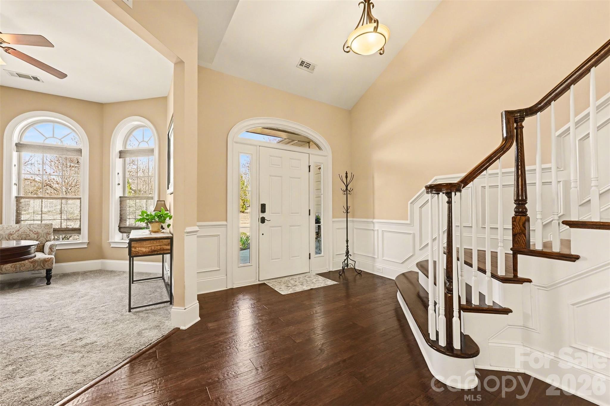 15523 Lake Ridge Road — Charlotte