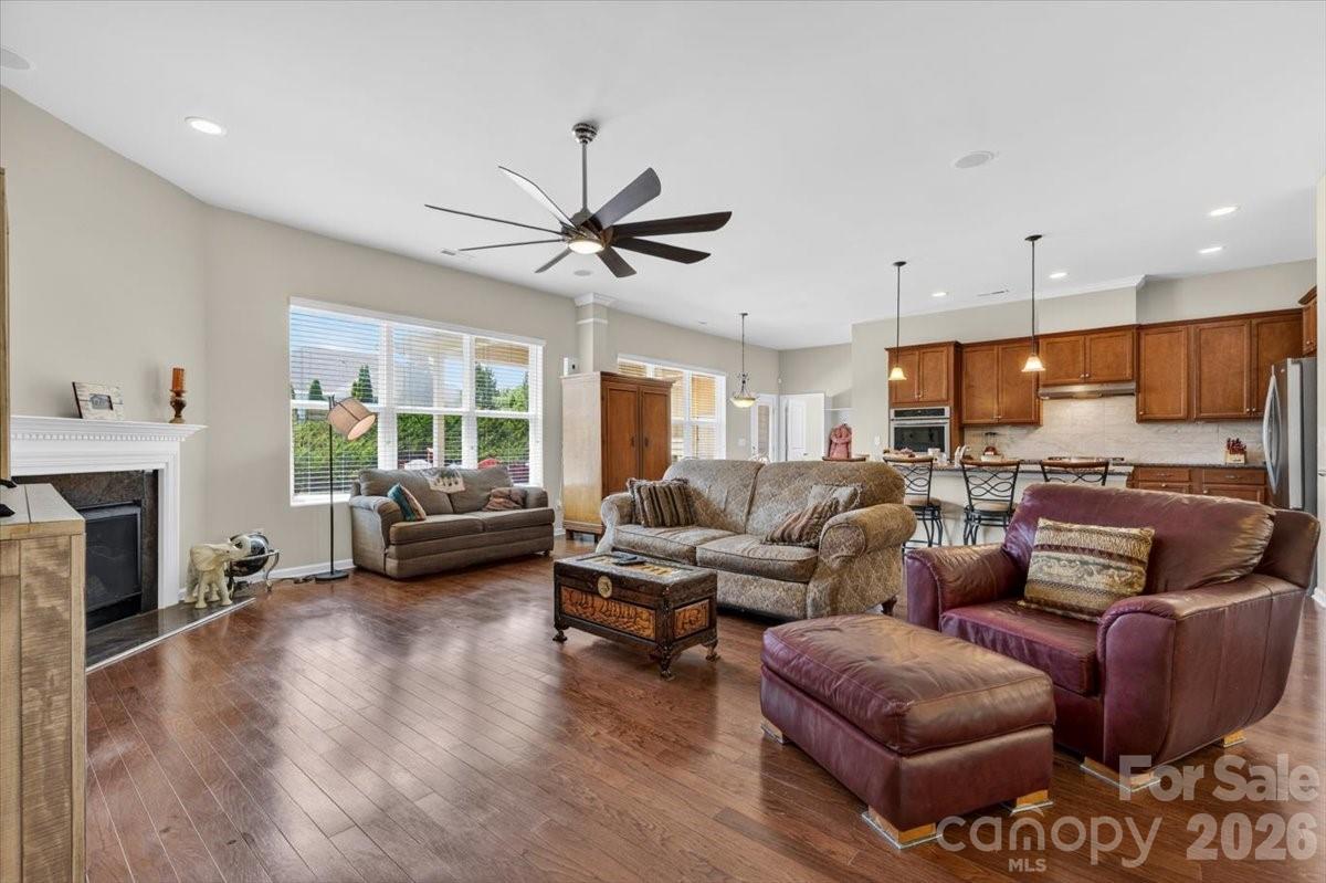 10585 Sweethaven Lane — Harrisburg