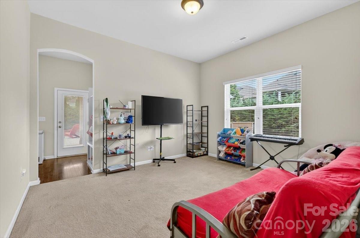 10585 Sweethaven Lane — Harrisburg