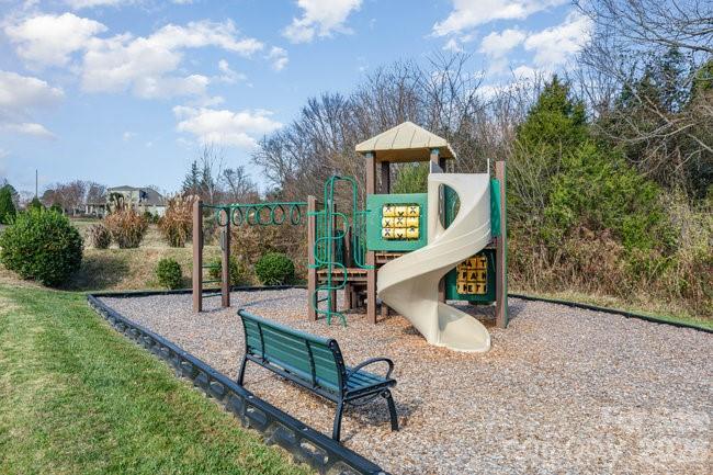 10585 Sweethaven Lane — Harrisburg