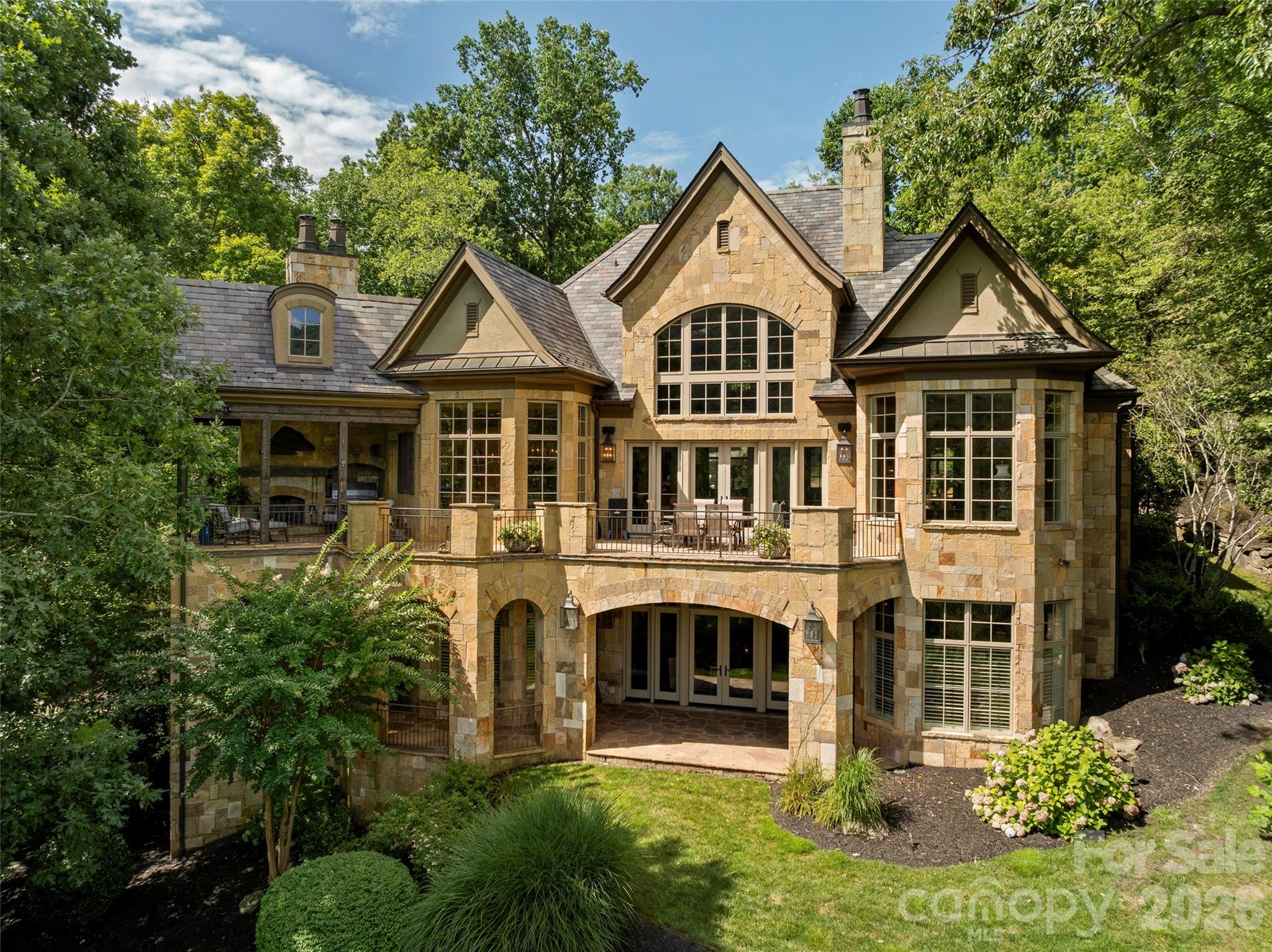1829 Bella Vista Court — Arden
